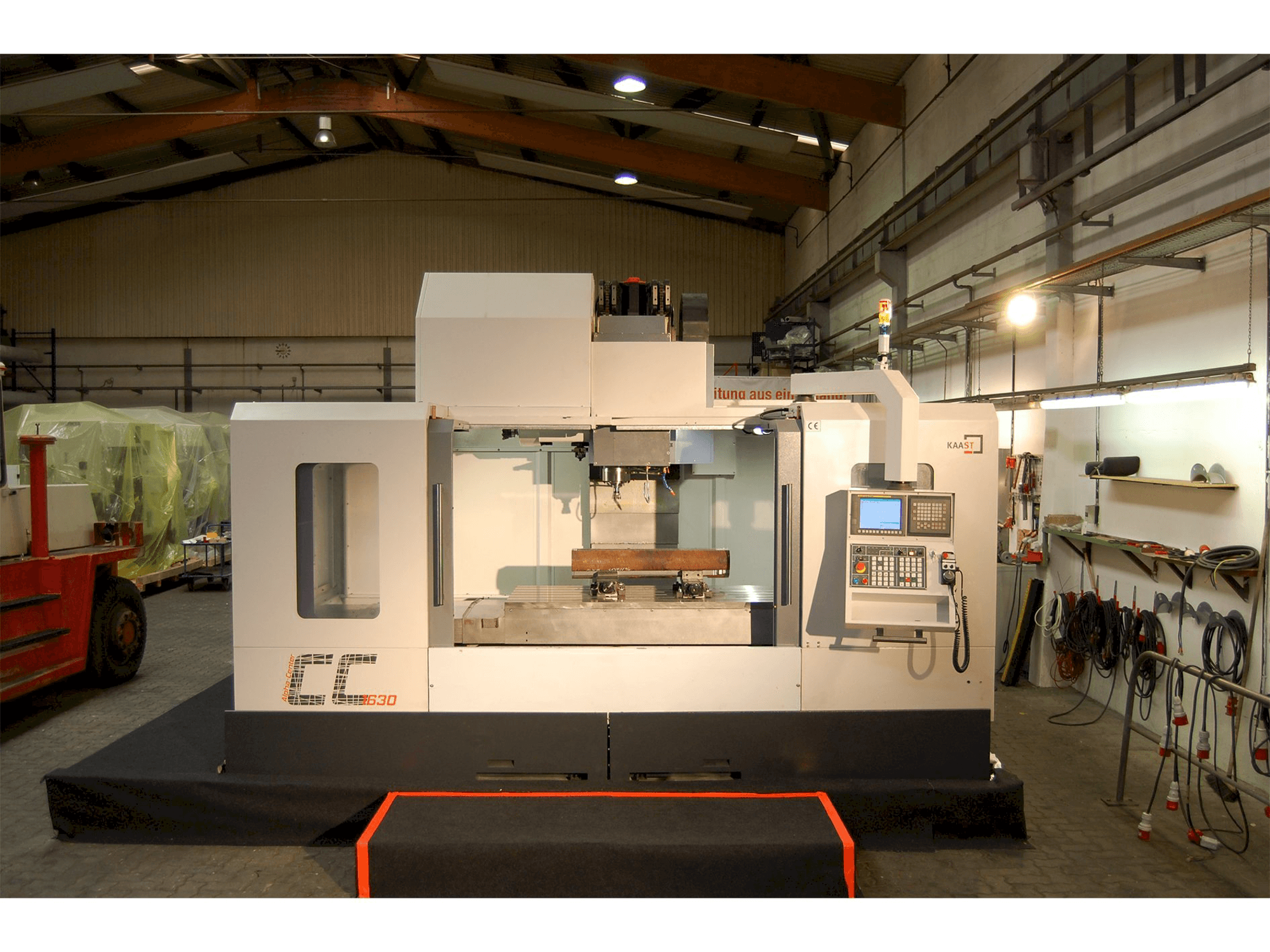 Vista frontal de la máquina Kaast CC1630