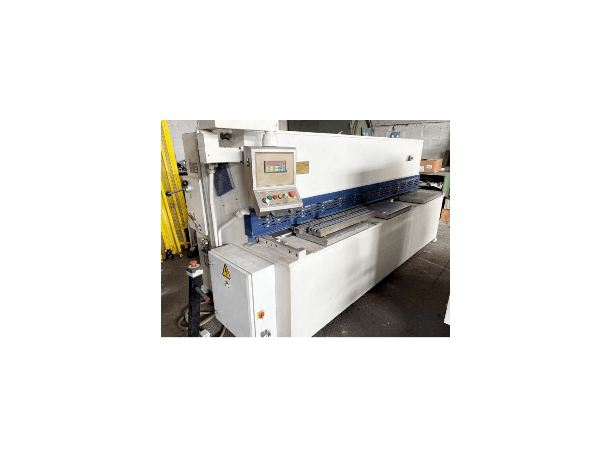 Vista frontal de la máquina ALPA COF 3050mm x 4/6mm