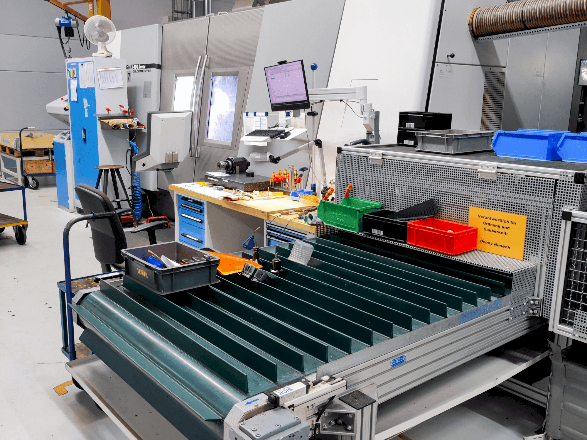 Vista frontal de la máquina DMG GMX 400l Stange