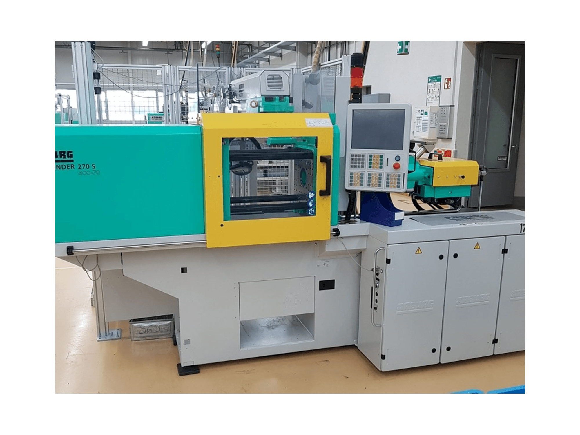 Vista frontal de la máquina Arburg SGM 270 S 400-70