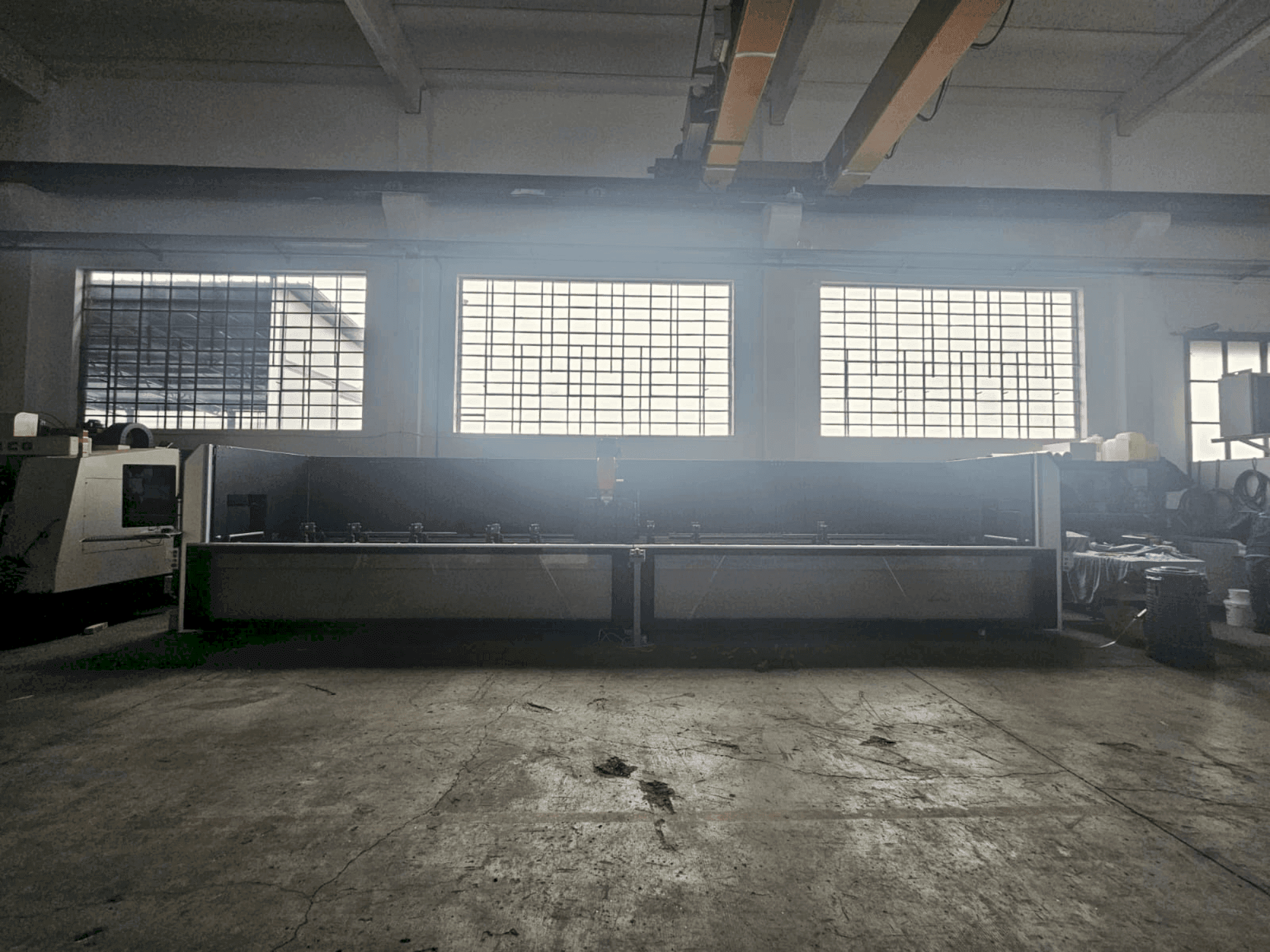 Vista frontal de la máquina Emmegi COMET X6