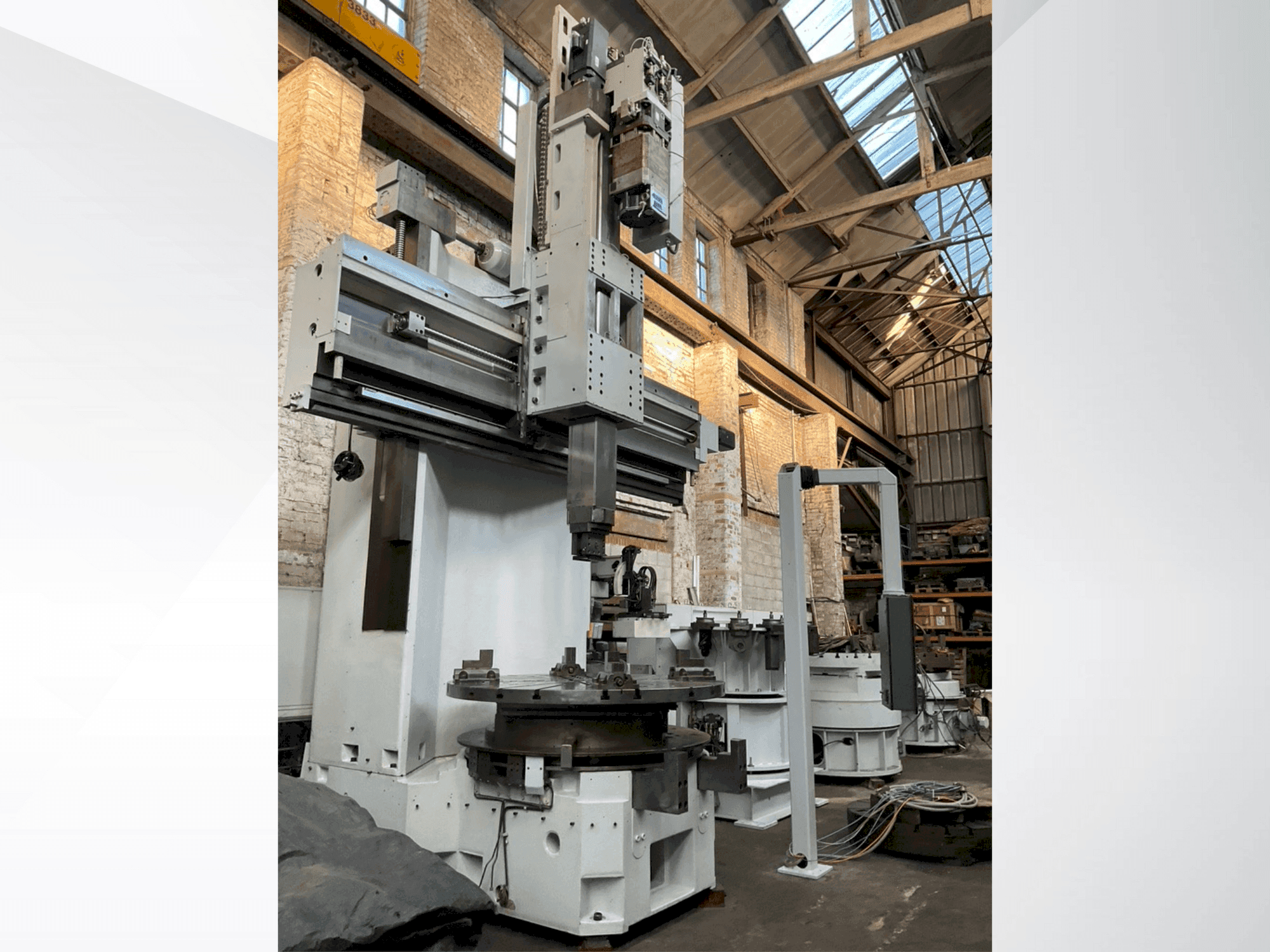 Vista frontal de la máquina DÖRRIES SCHARMANN VCE2000/180MC-FC CONTUMAT