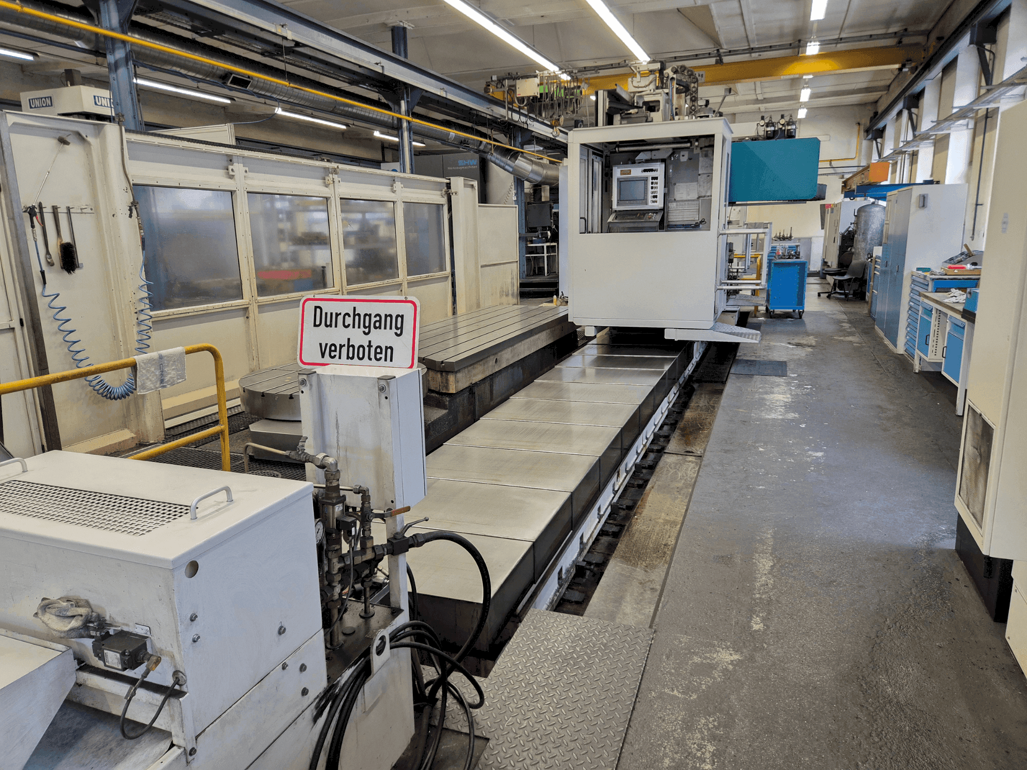 Vista frontal de la máquina SHW Powerspeed 5