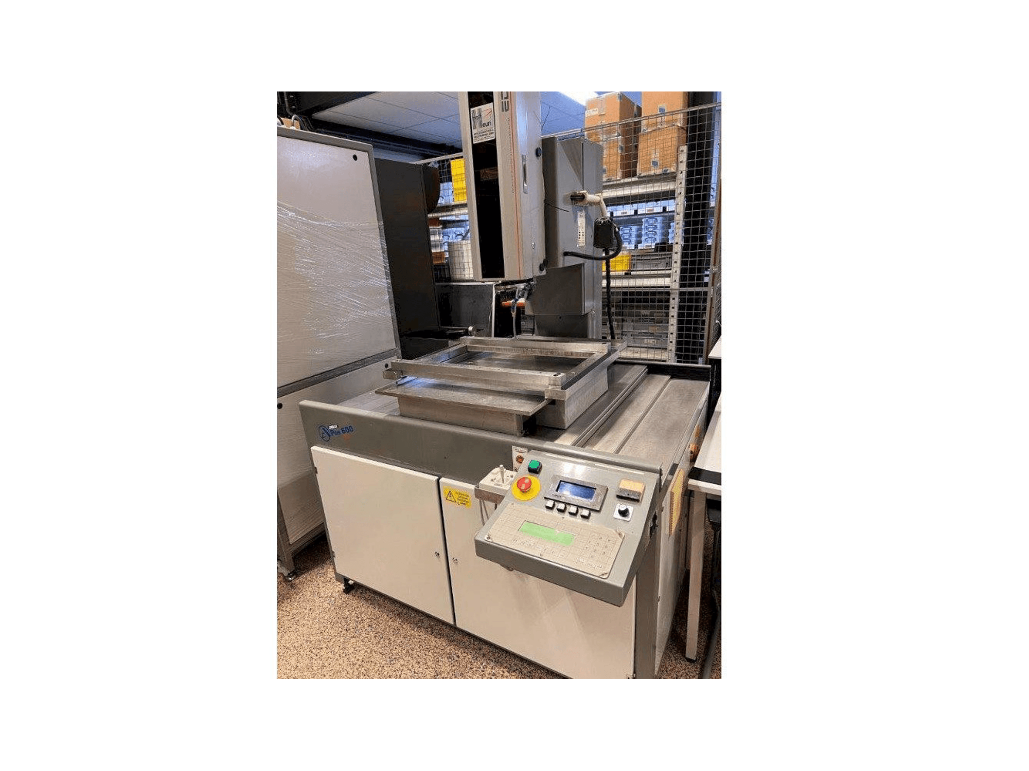 Vista frontal de la máquina Apos 600