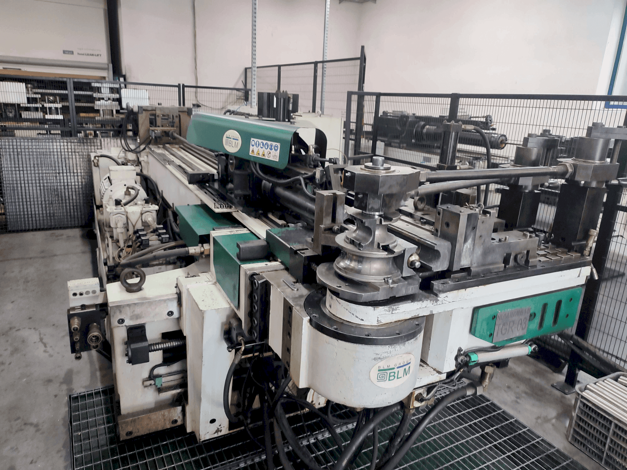 Vista frontal de la máquina BLM DYNAM 3FNC