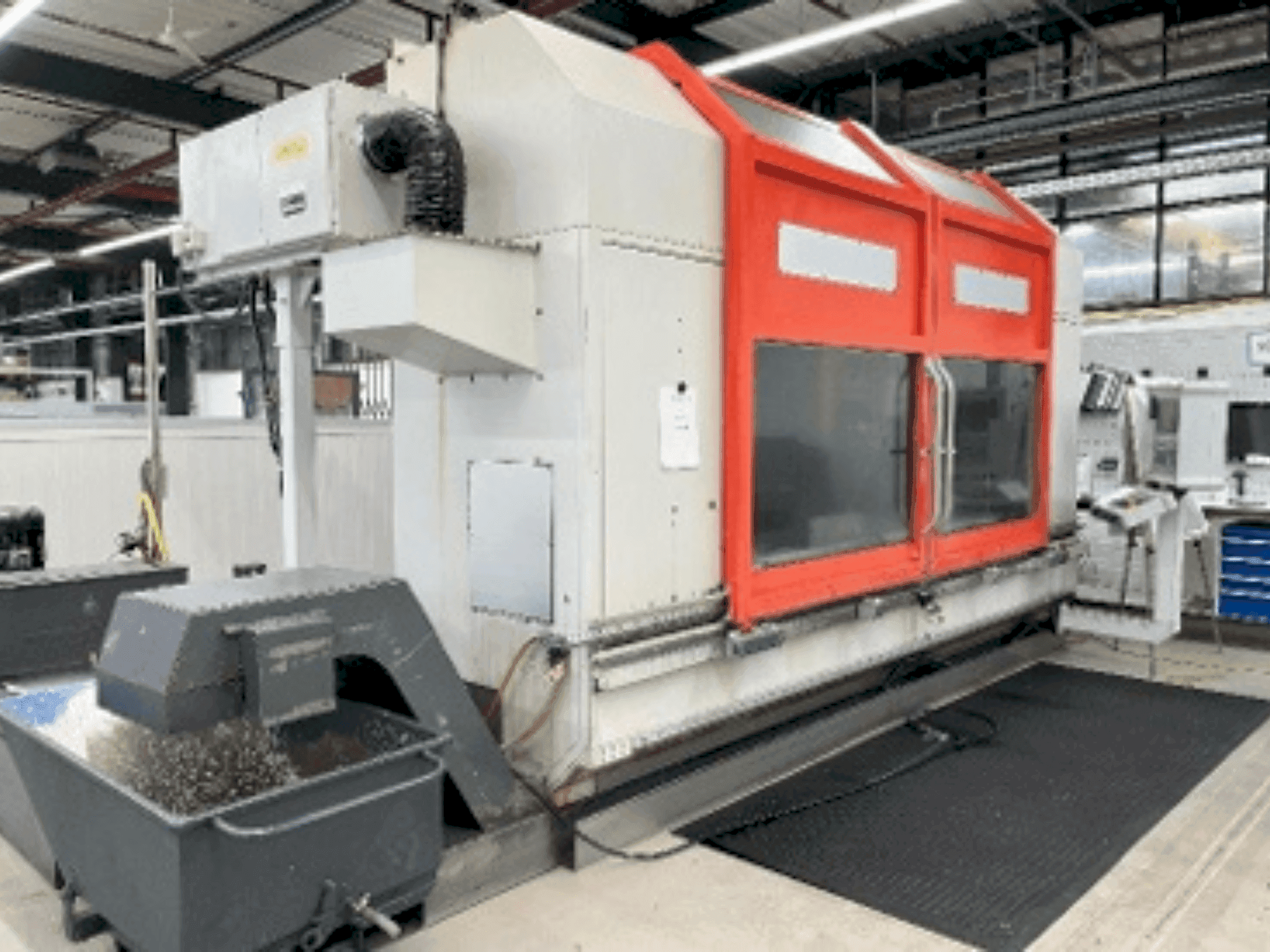 Vista frontal de la máquina Matec 30L