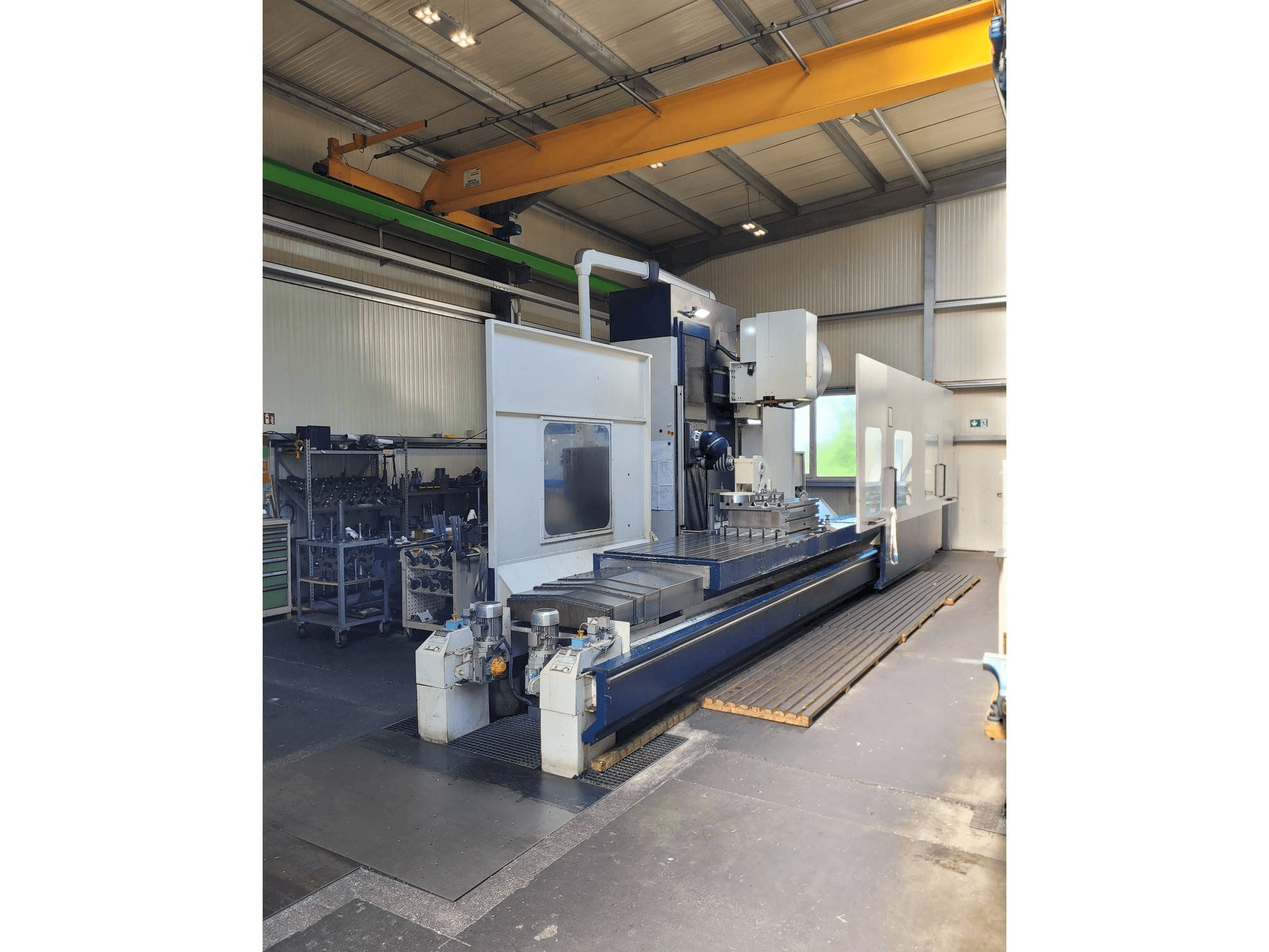 Vista frontal de la máquina Soraluce T35