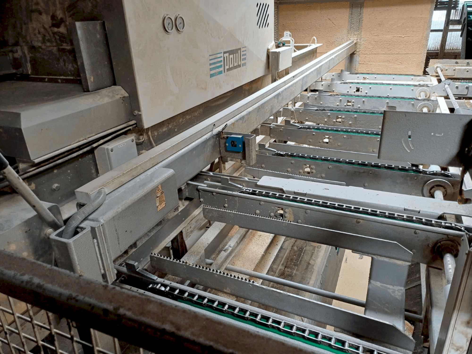 Vista frontal de la máquina Paul Reinhardt BK 1000