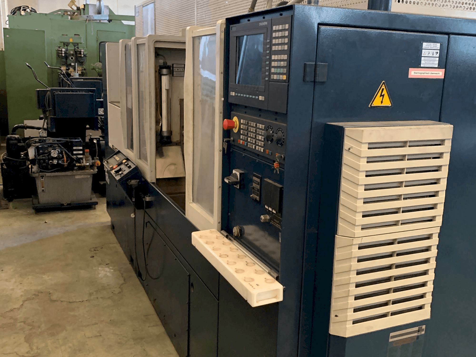 Vista frontal de la máquina SPINNER PD 48