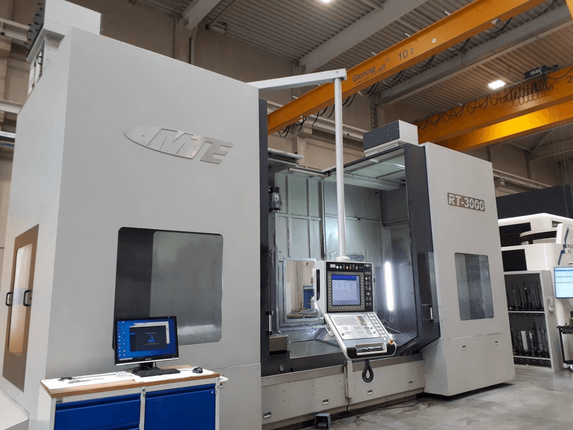 Vista frontal de la máquina MTE RT - 3000