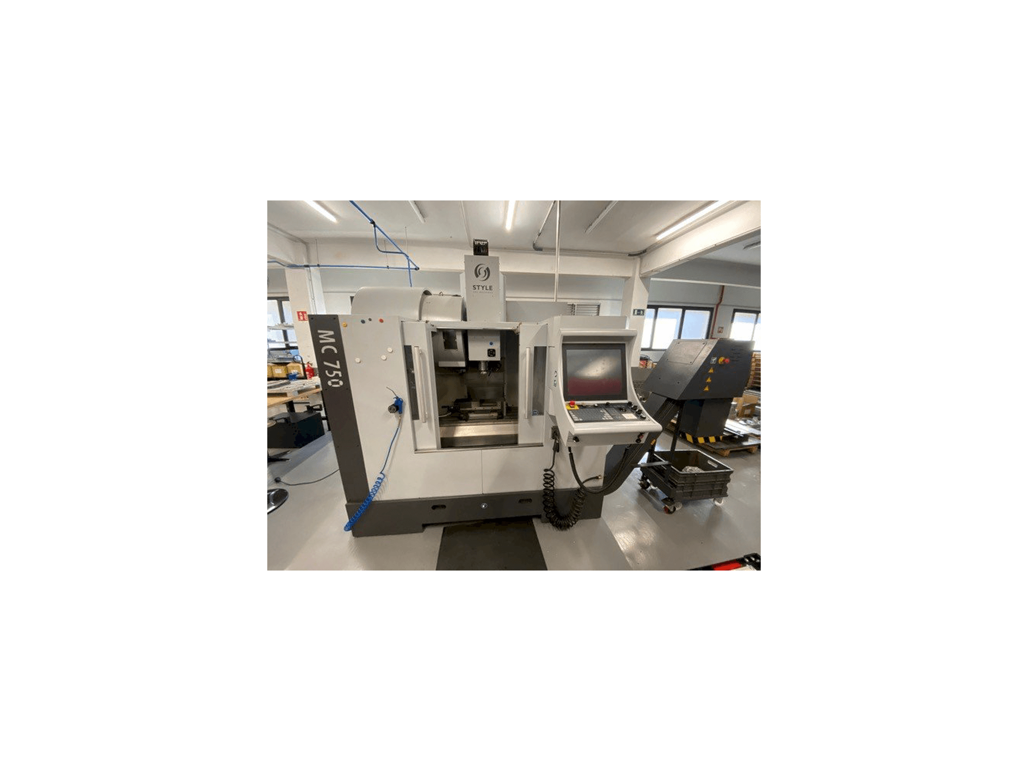 Vista frontal de la máquina STYLE MC 750