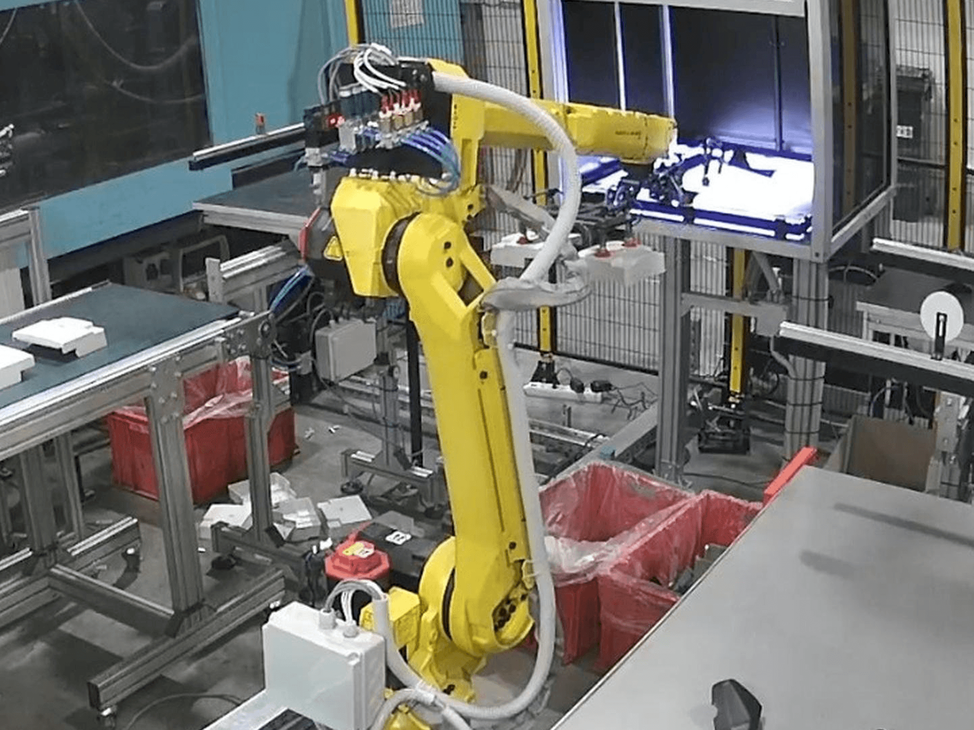 Vista frontal de la máquina FANUC M20iA12L