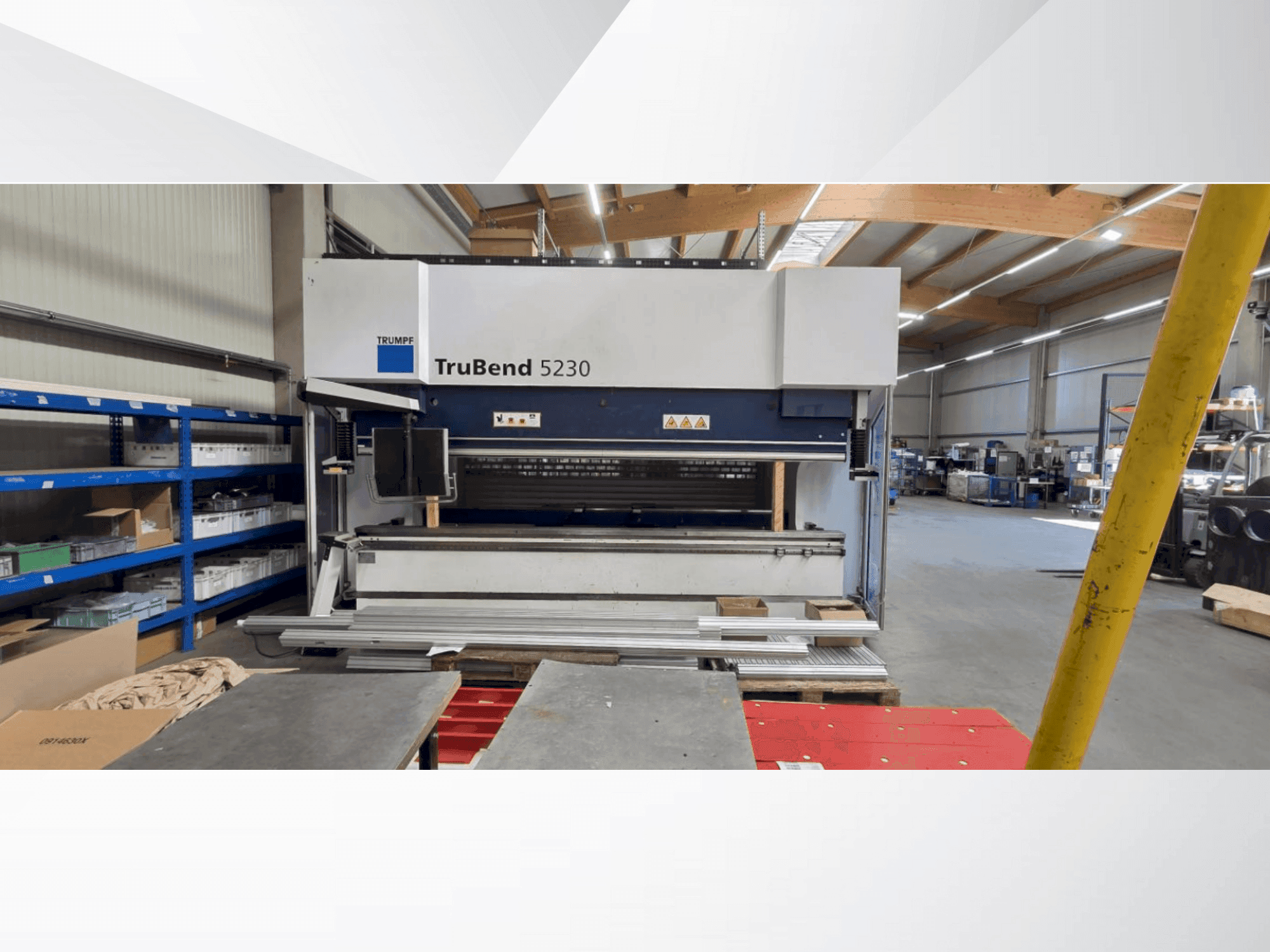 Vista frontal de la máquina TRUMPF TruBend 5230