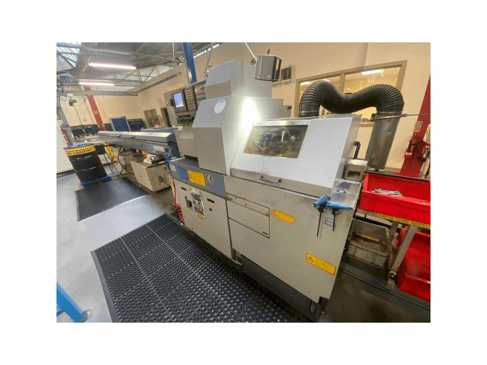 Vista frontal de la máquina Star SB-16