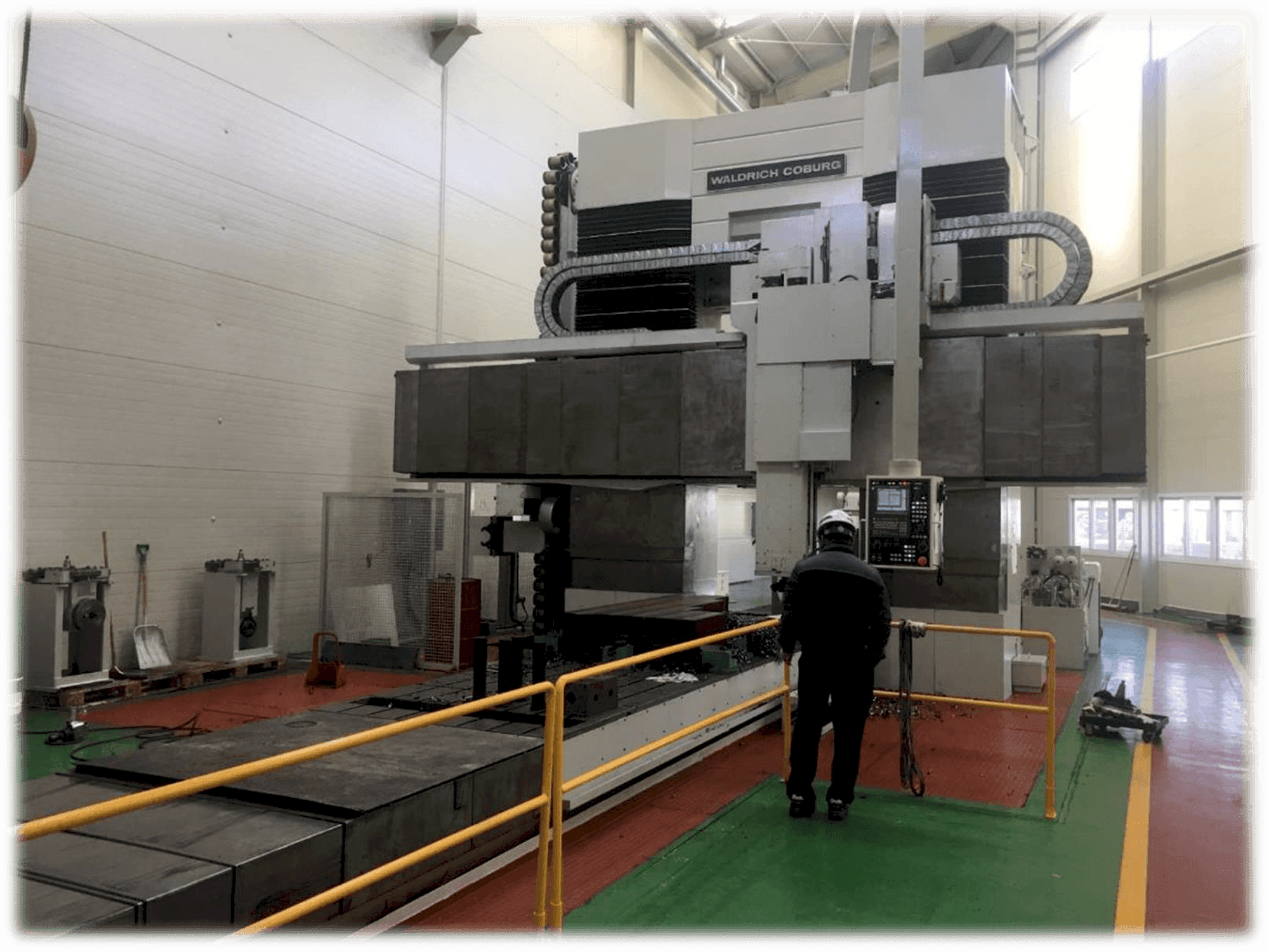 Vista frontal de la máquina WALDRICH COBURG 14-10FP150NC