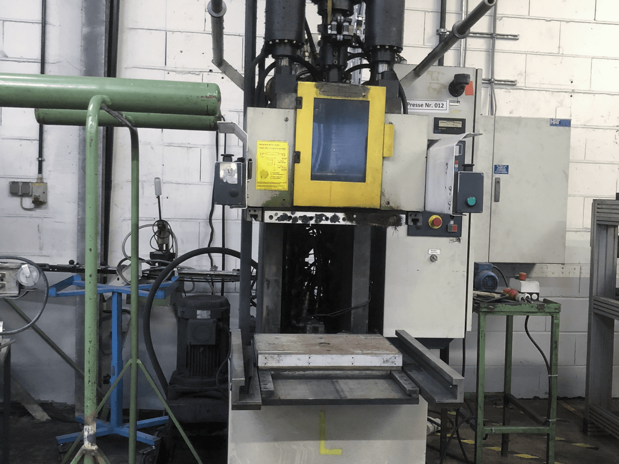 Vista frontal de la máquina Kloeckner Desma 956.050 ZO