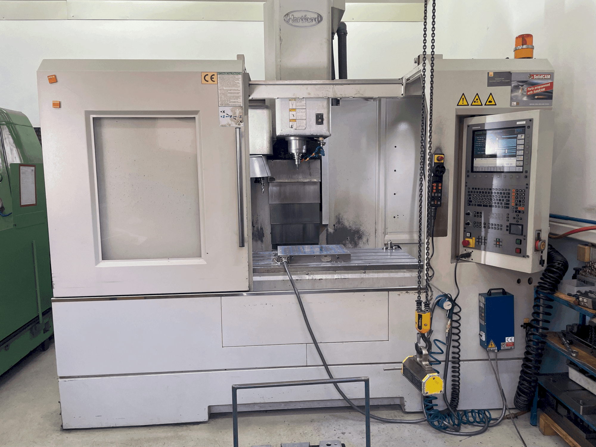 Vista frontal de la máquina HARTFORD Pro 1000