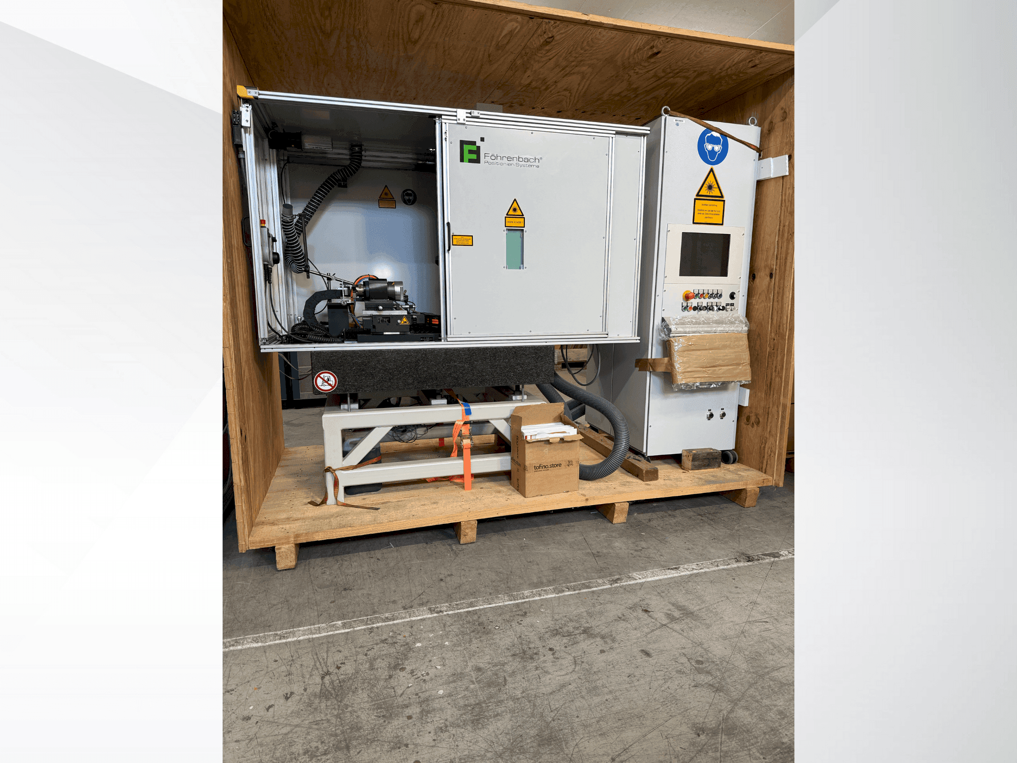 Vista lateral der LASAG KLS 246 CL60 Maschine