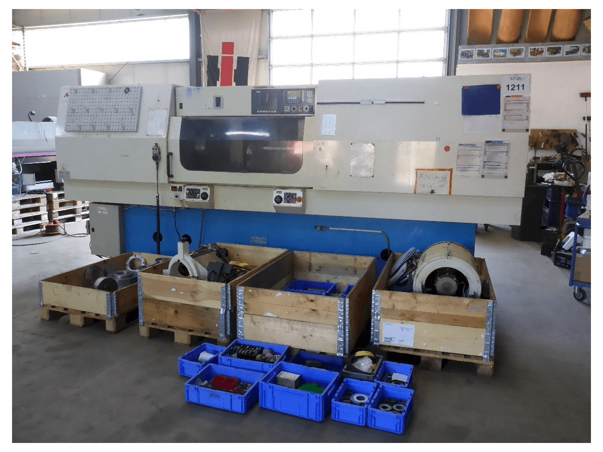 Vista frontal de la máquina MORARA Heavy Quick I/E 1000 CNC