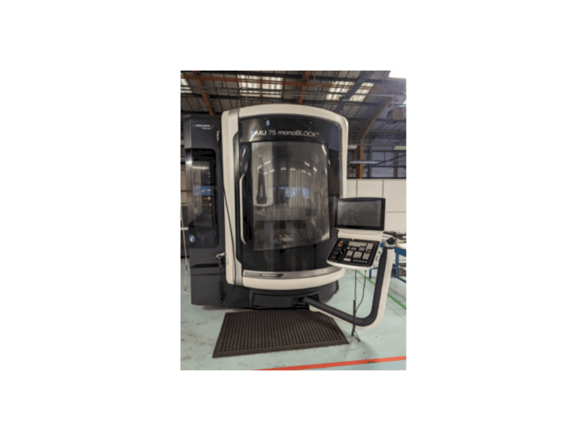 Vista lateral izquierda de la máquina DMG MORI DMU 75 Monoblock