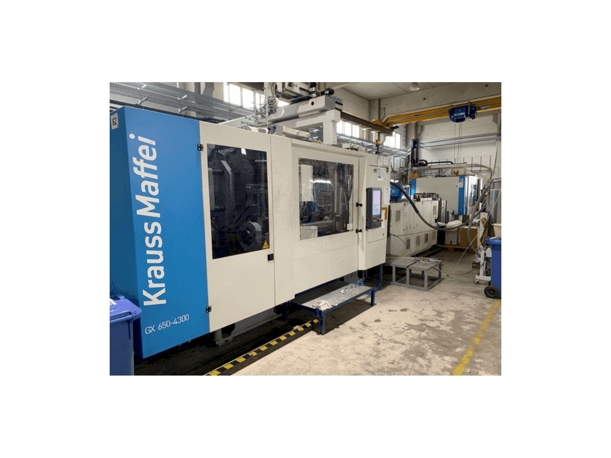 Vista frontal de la máquina Krauss Maffei KM650-4300 GX