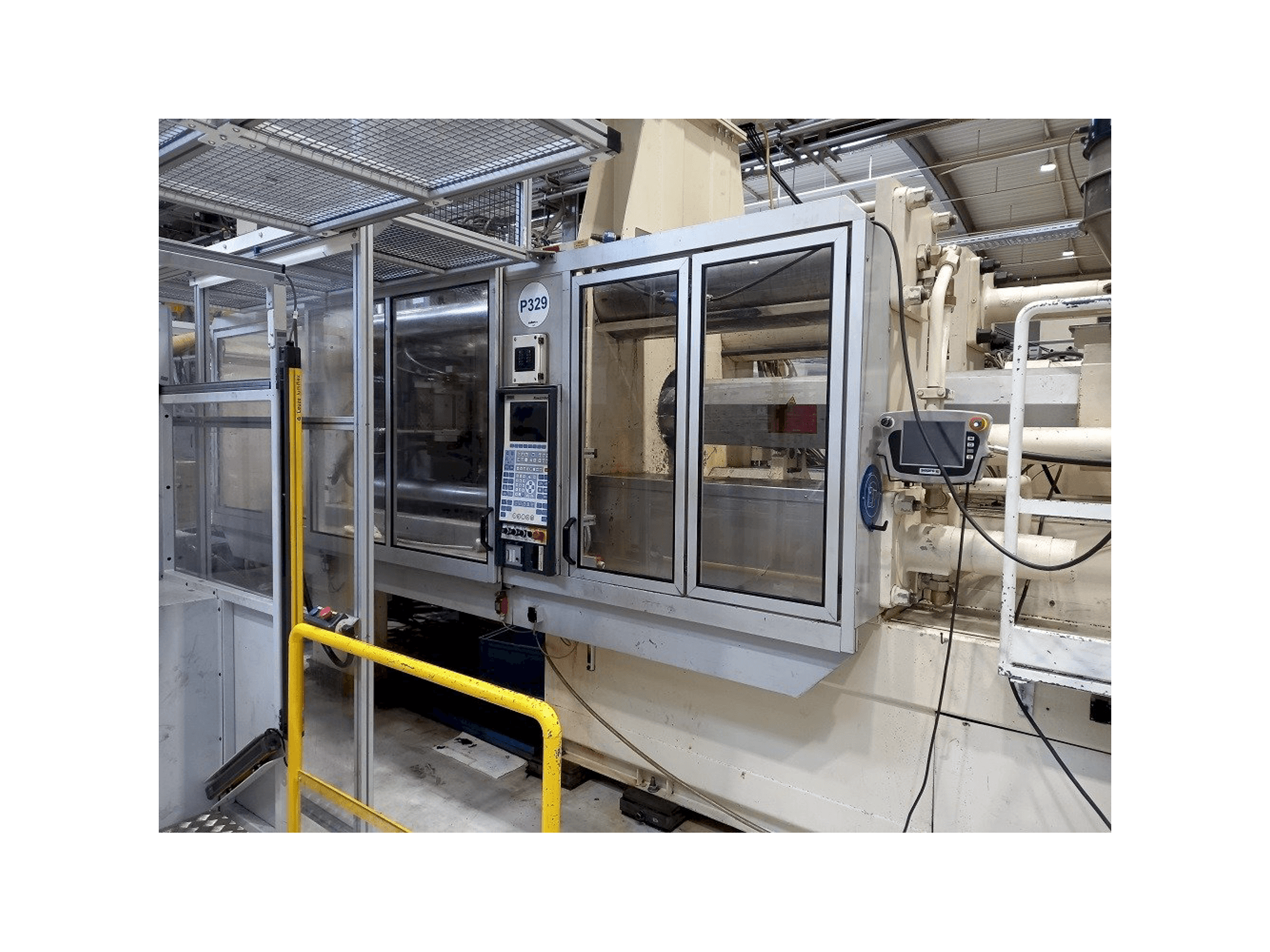 Vista frontal de la máquina Krauss Maffei 500 H 3500 C1