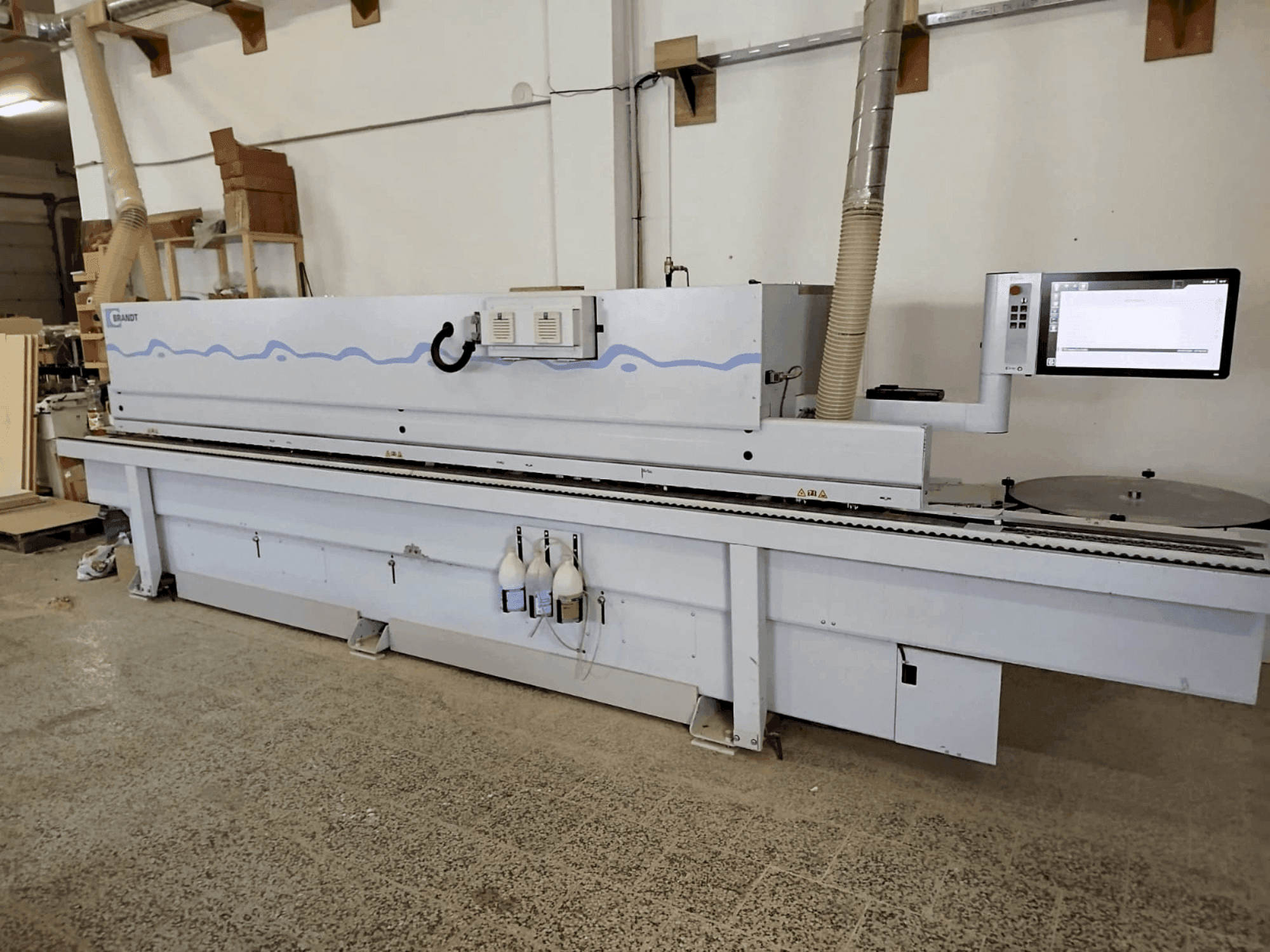 Vista frontal de la máquina BRANDT KDF 650 Highflex 1650
