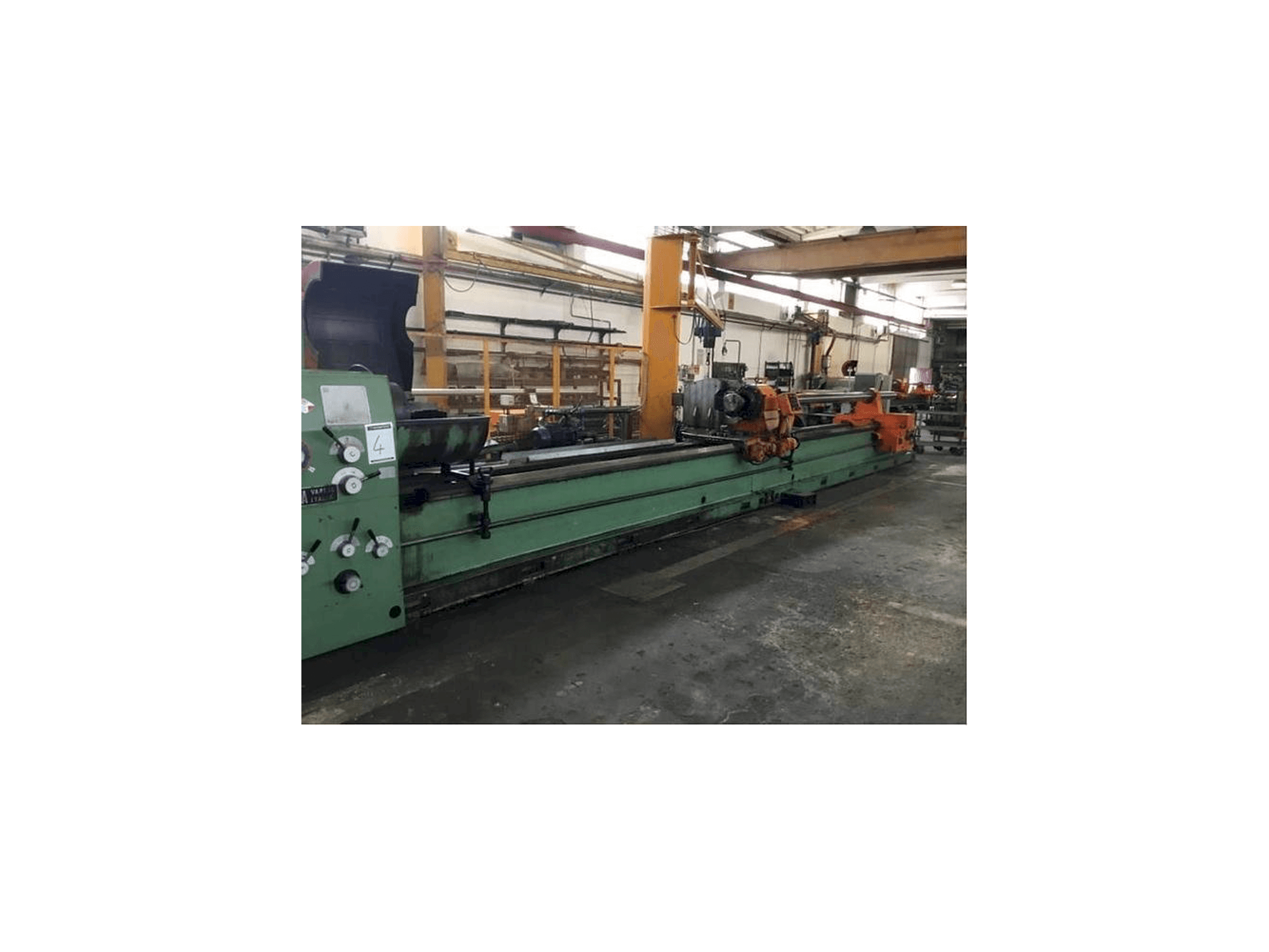 Vista frontal de la máquina PONTIGGIA NH 450