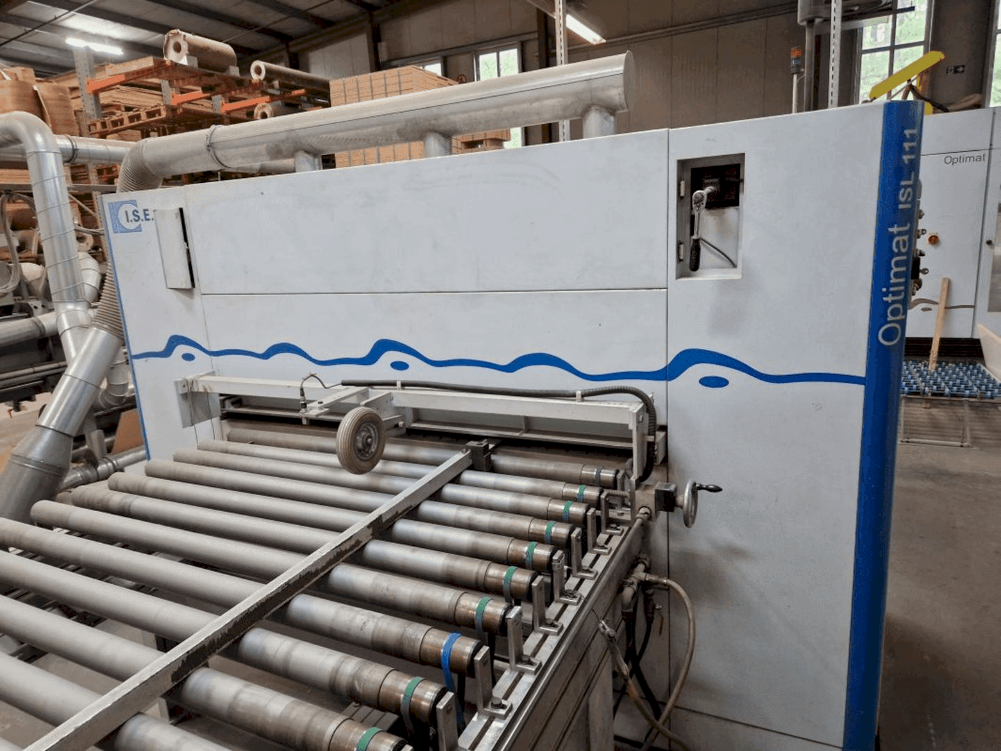 Vista frontal de la máquina BÜRKLE FFAII 1300