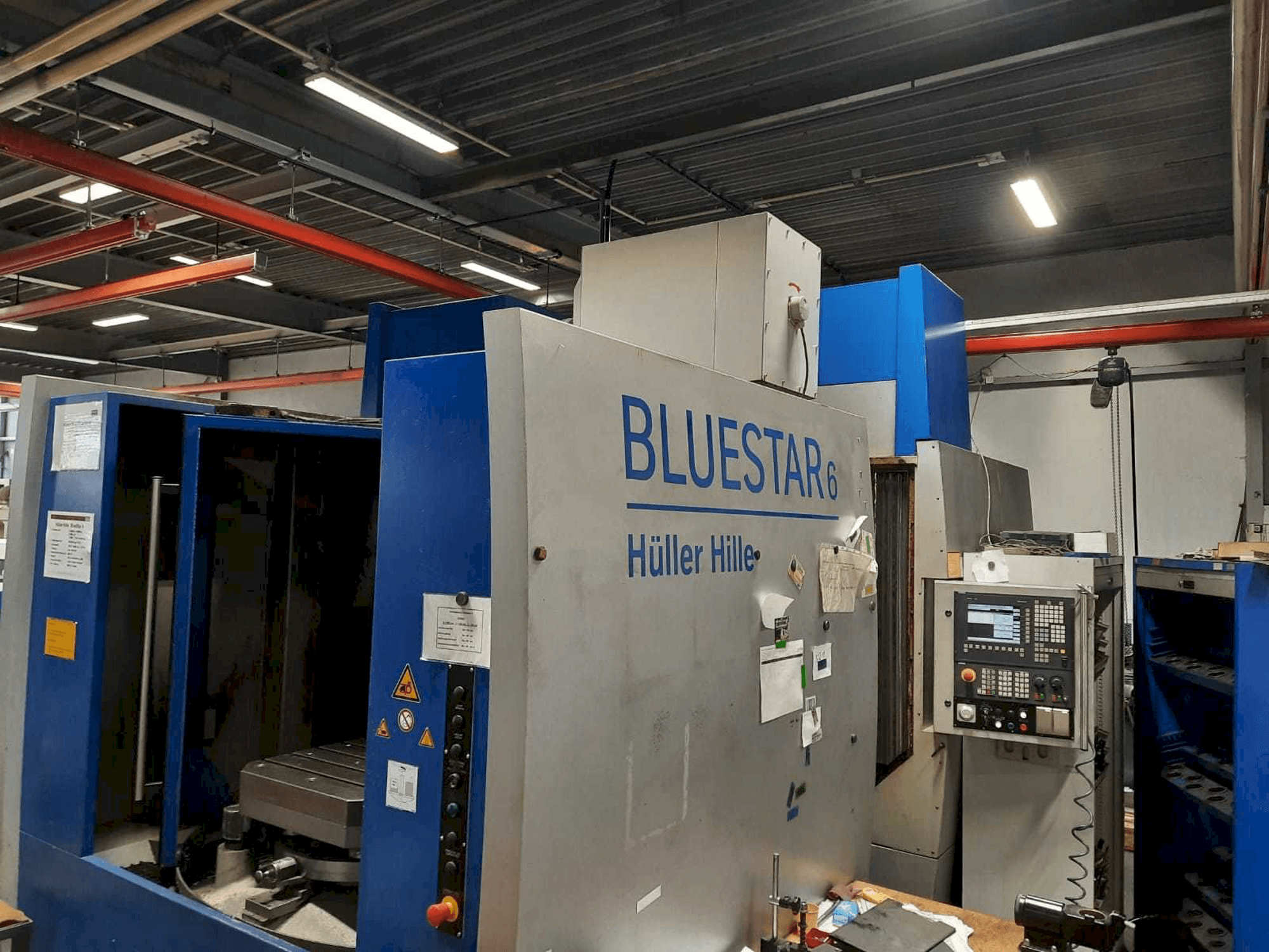 Vista frontal de la máquina Hueller Hille Bluestar 6