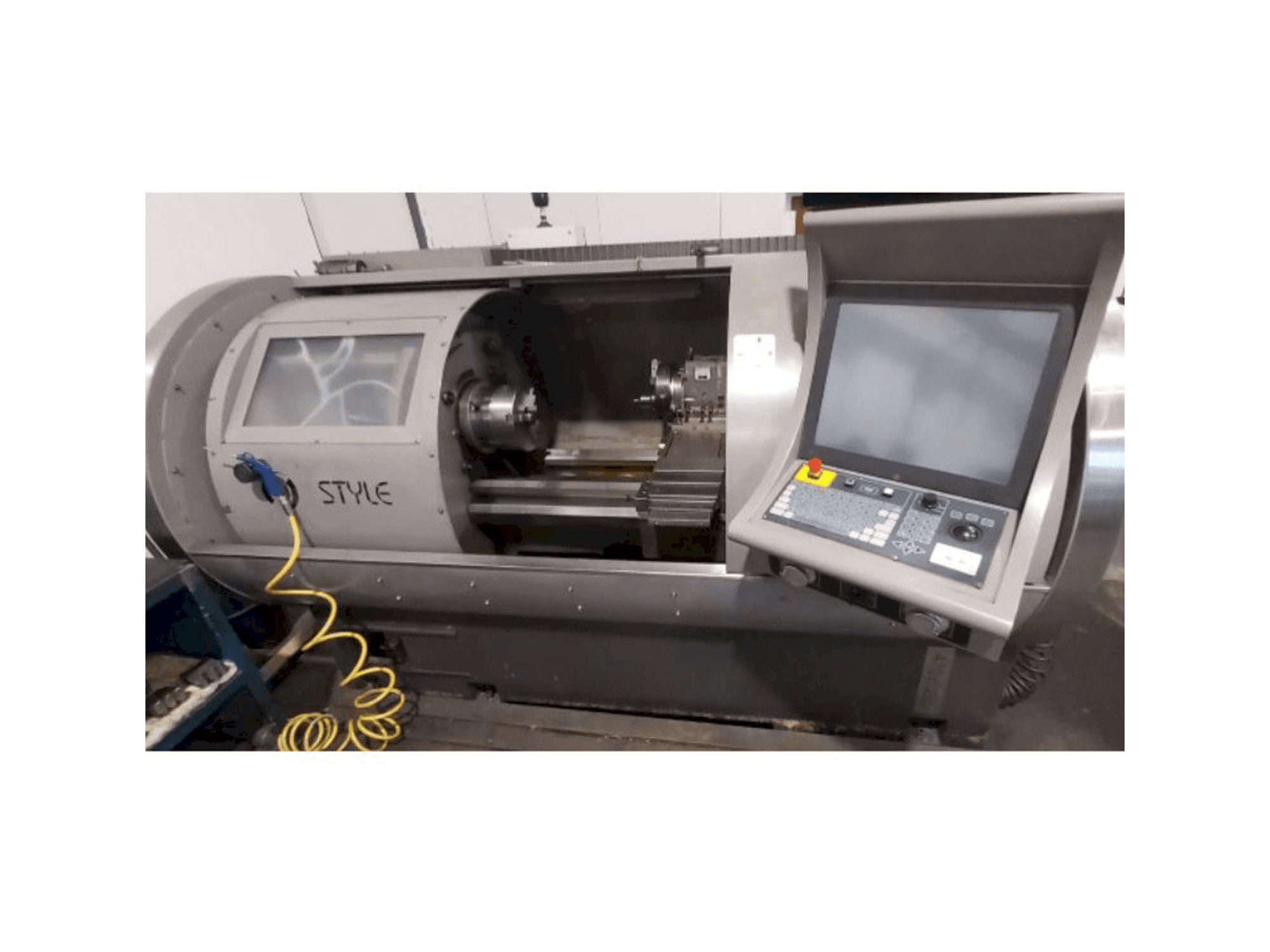 Vista frontal de la máquina STYLE 410