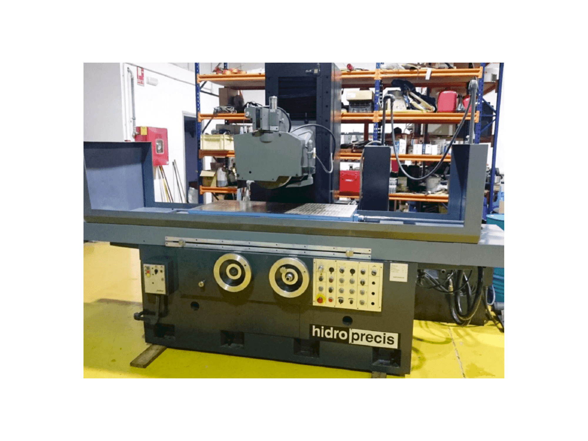 Vista frontal de la máquina Hidro-Precis TP70