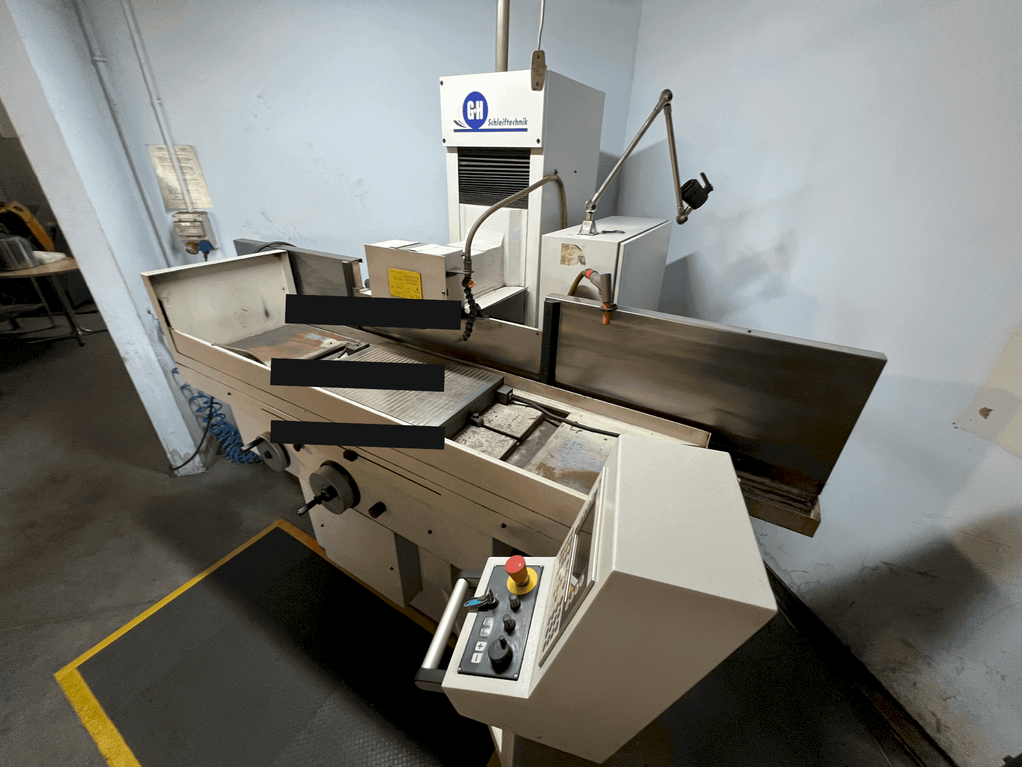 Vista frontal de la máquina GEIBEL & HOTZ FS 60 AC