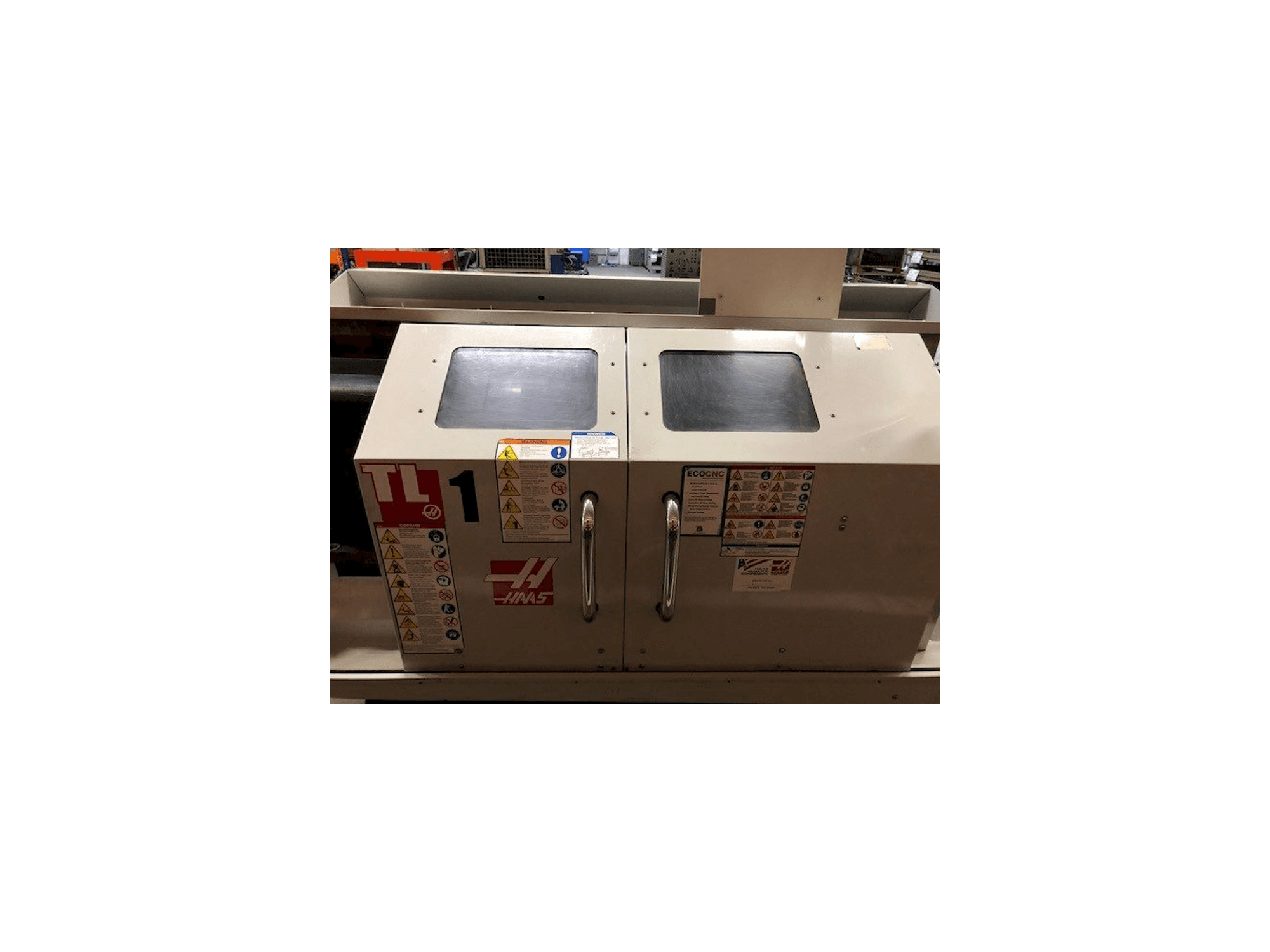 Vista frontal de la máquina HAAS TL-1