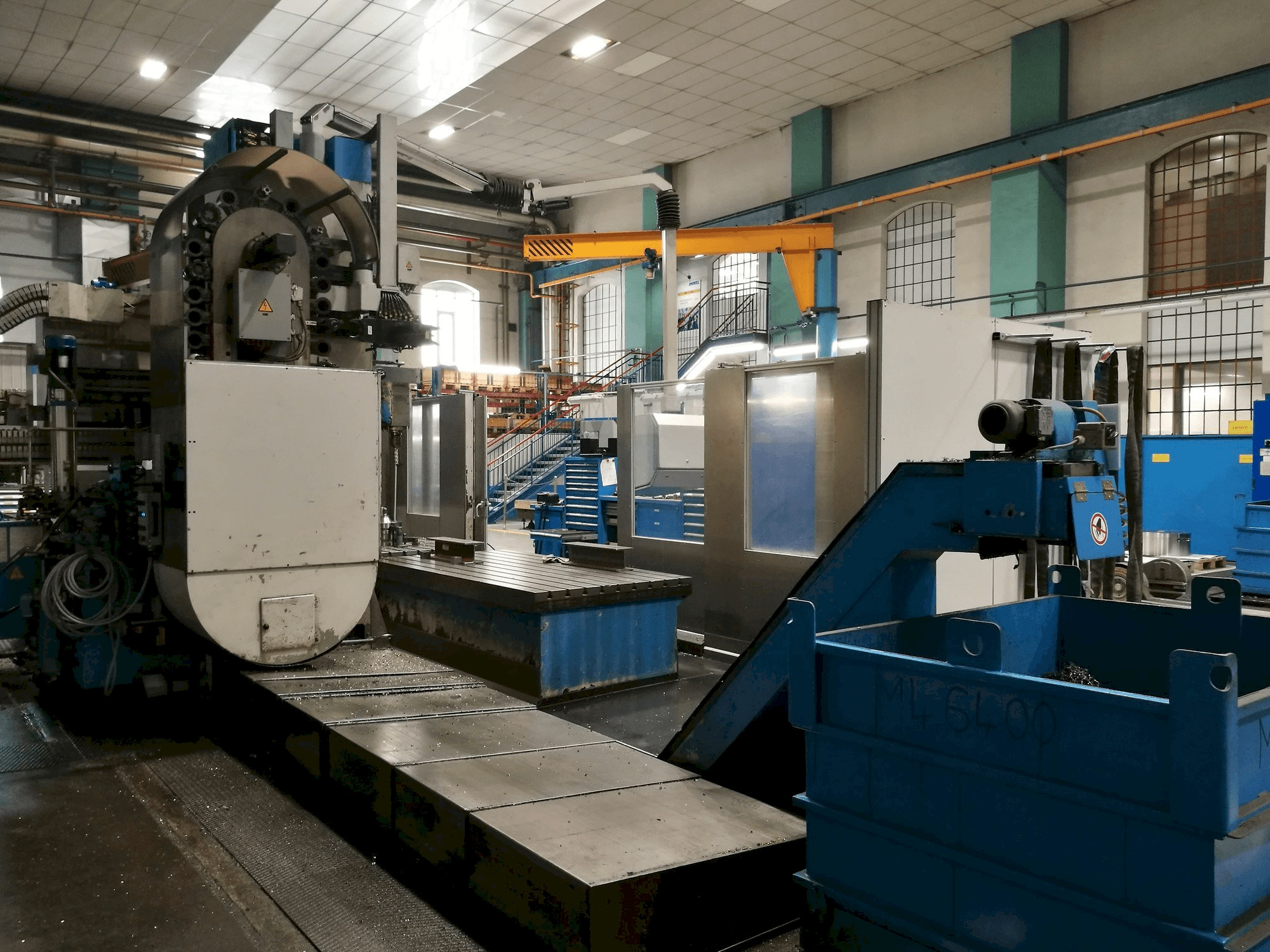 Vista frontal de la máquina Kekeisen UFF 5000