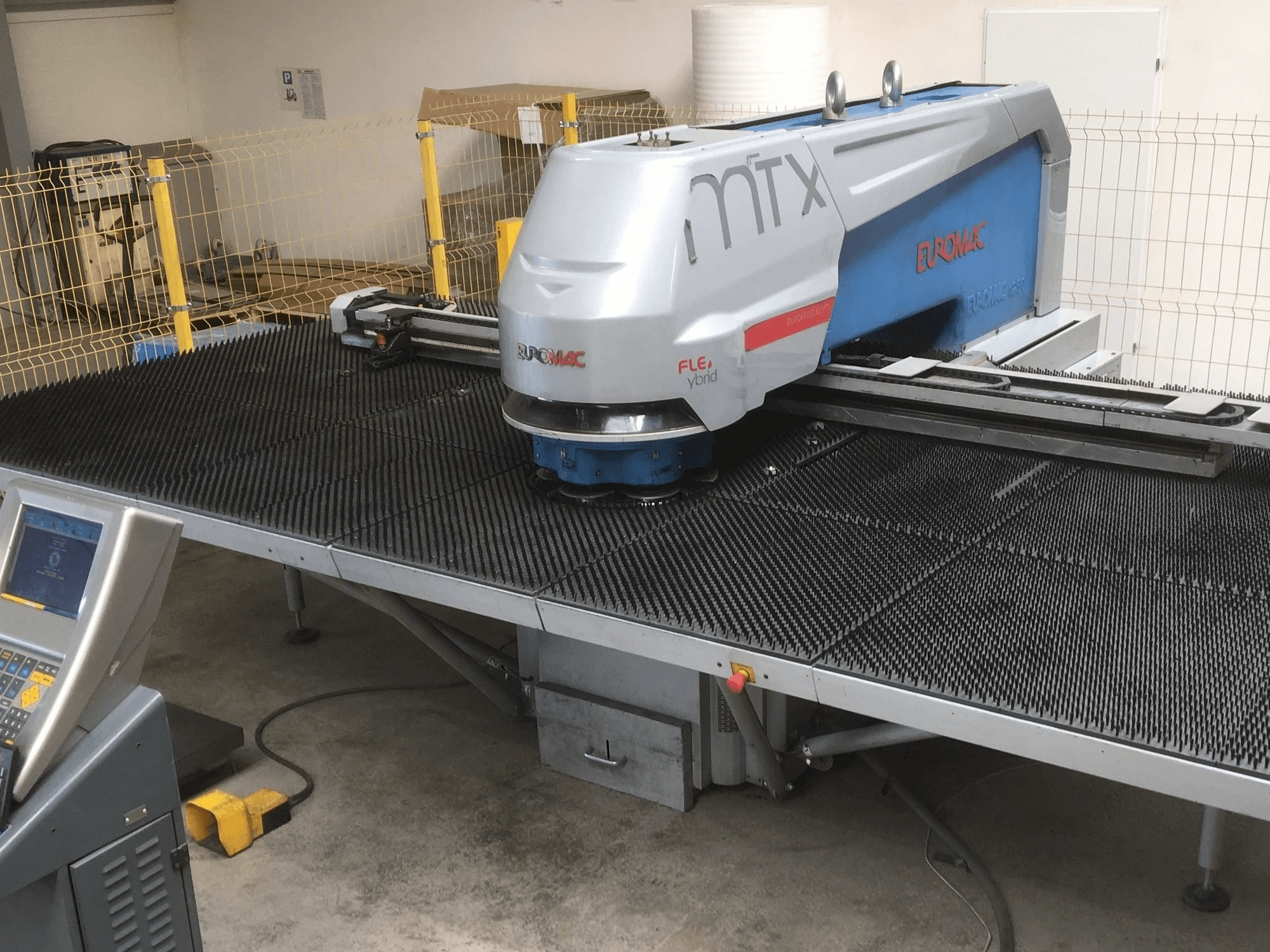 Vista frontal de la máquina Euromac MTX FLEX 6