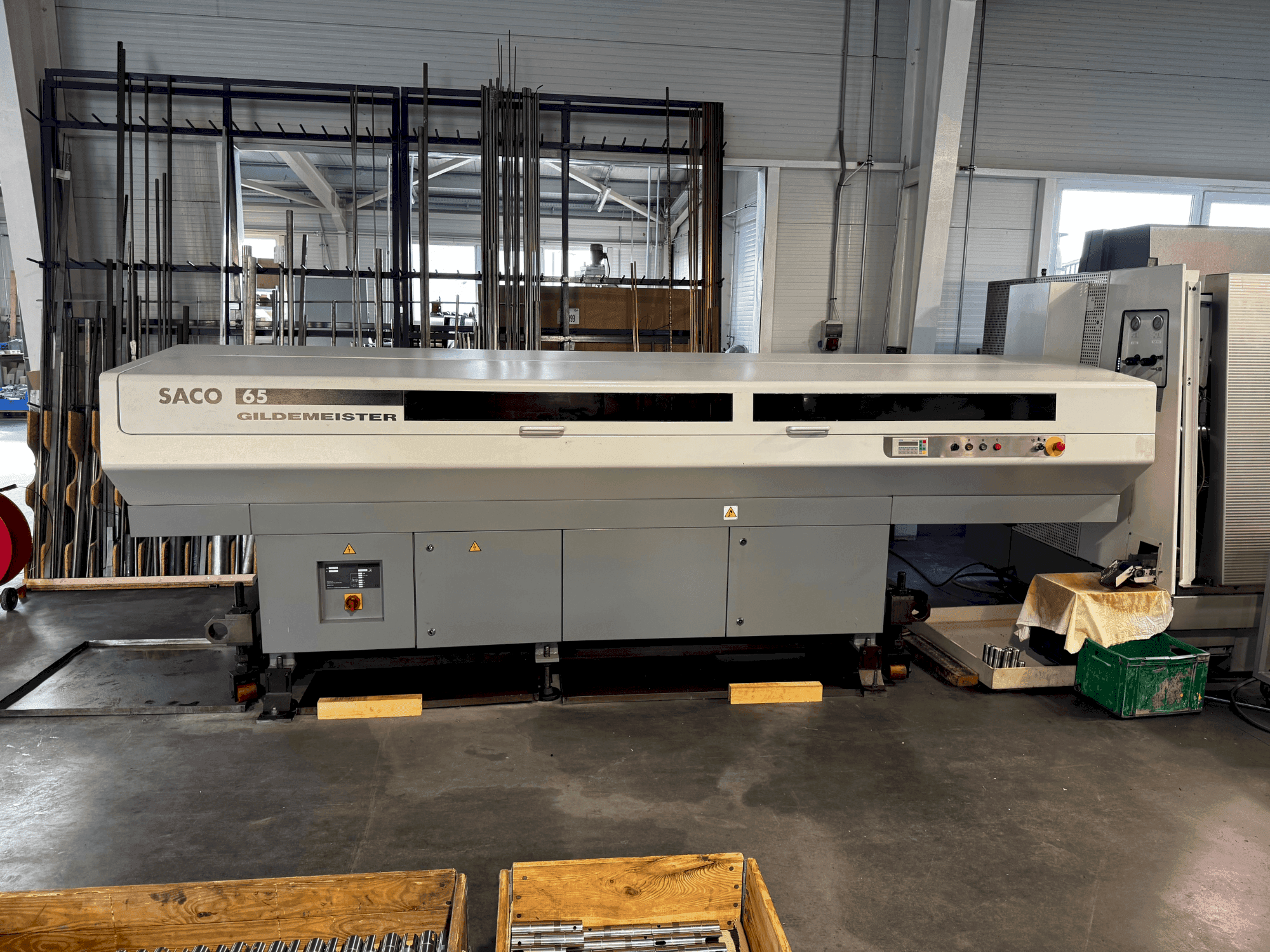 Vista frontal de la máquina Gildemeister CTX 420 V6 Linear