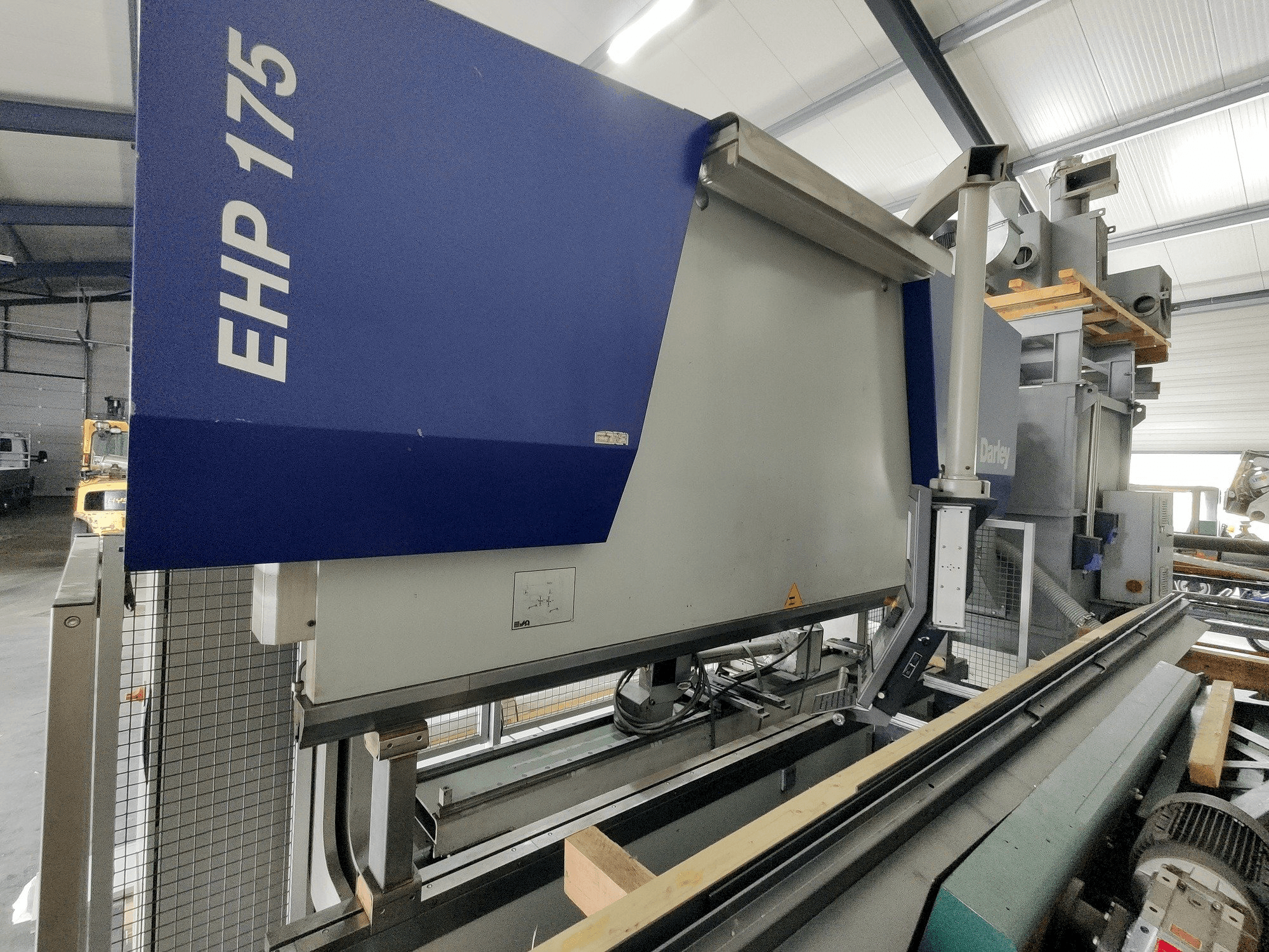 Vista izquierda de la máquina Darley EHP 175.31/25