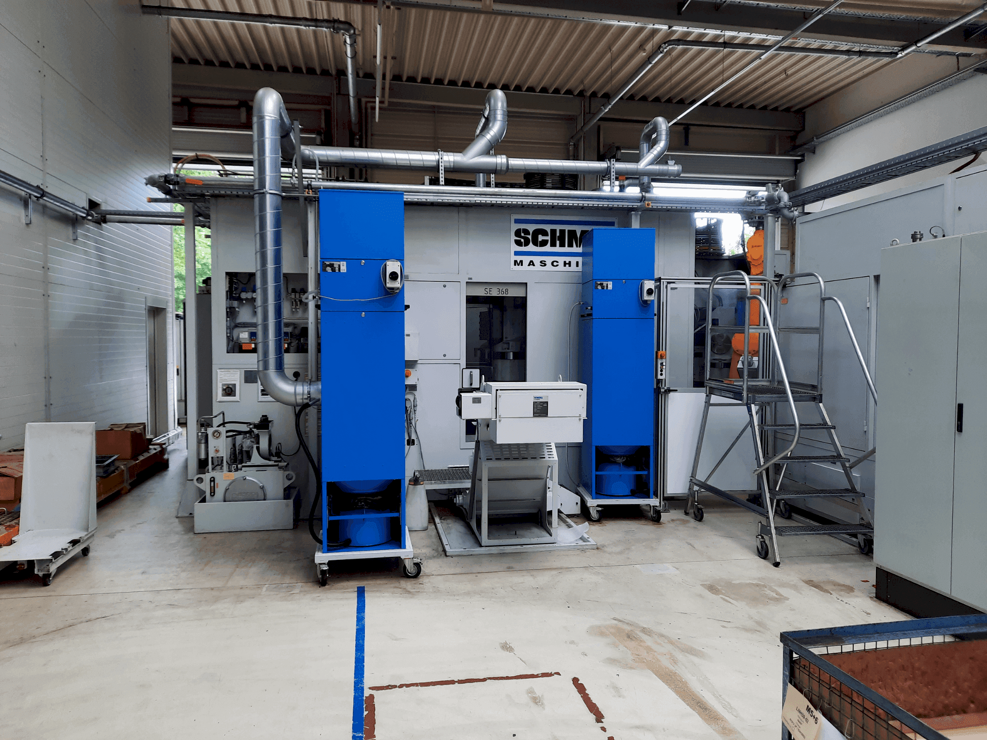 Vista frontal de la máquina SCHMID SE 368