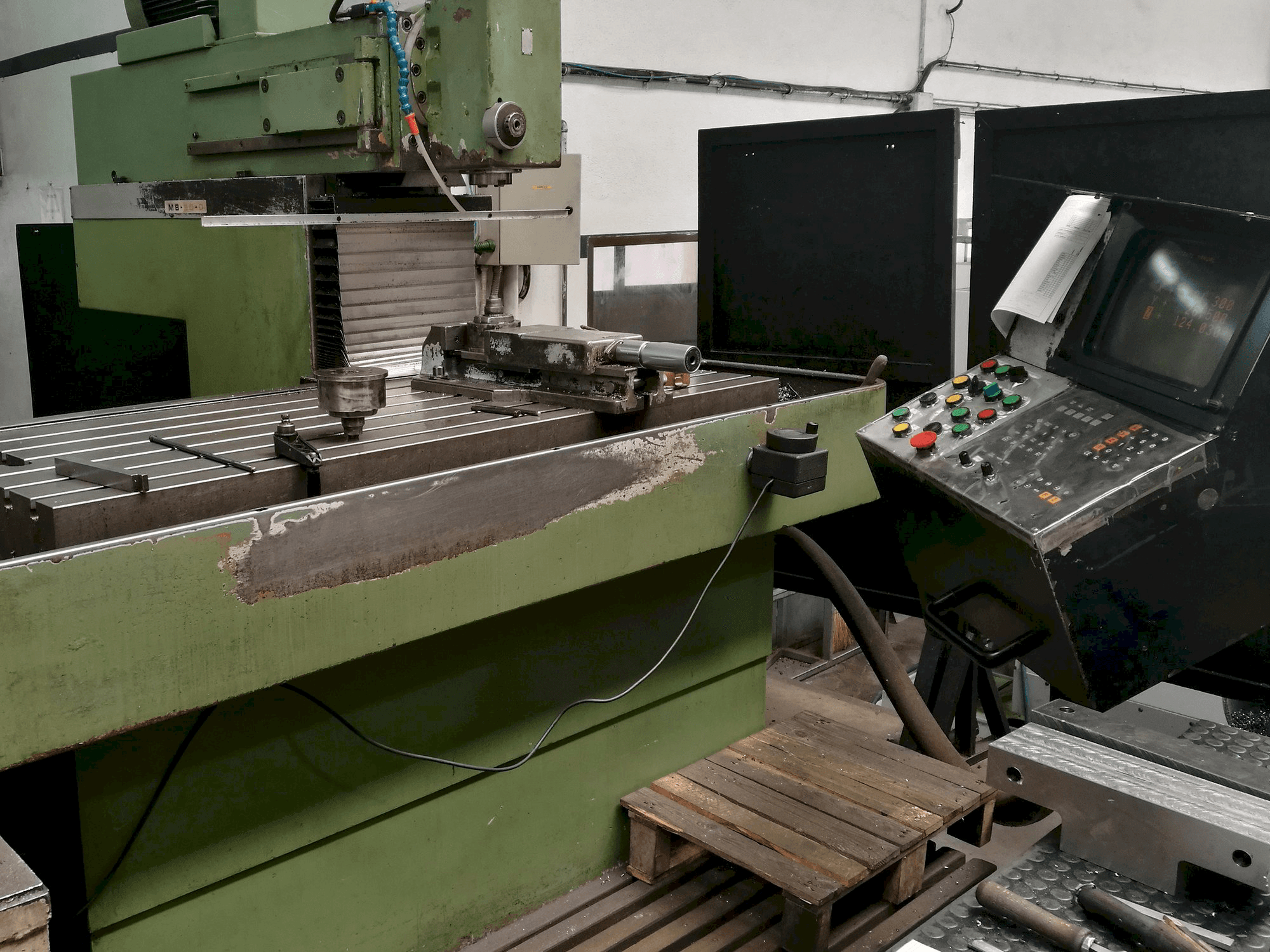 Vista frontal de la máquina Metba MB50-D