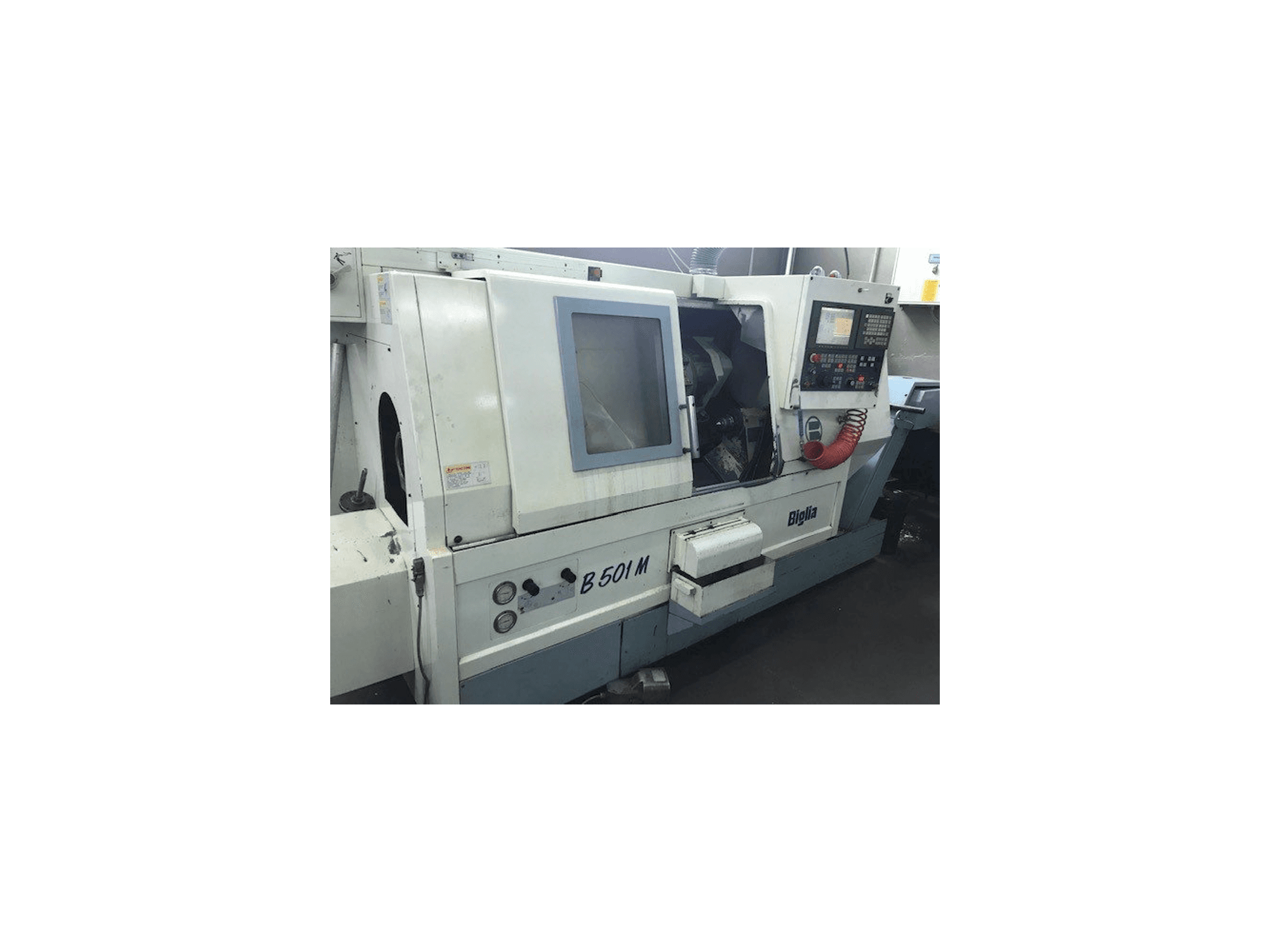 Vista frontal de la máquina Biglia B501