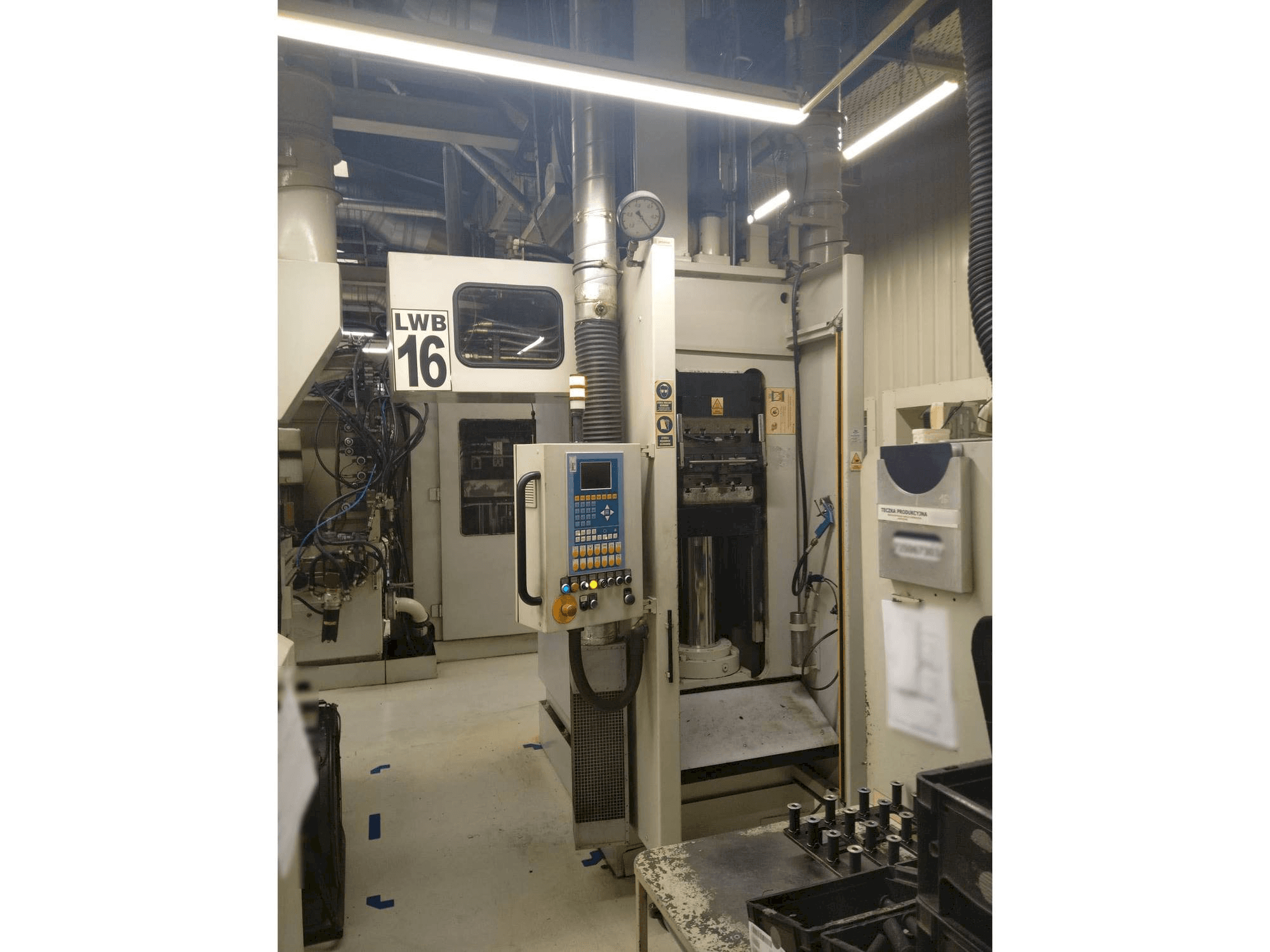 Vista frontal de la máquina LWB STEINL VRE 1100/1000