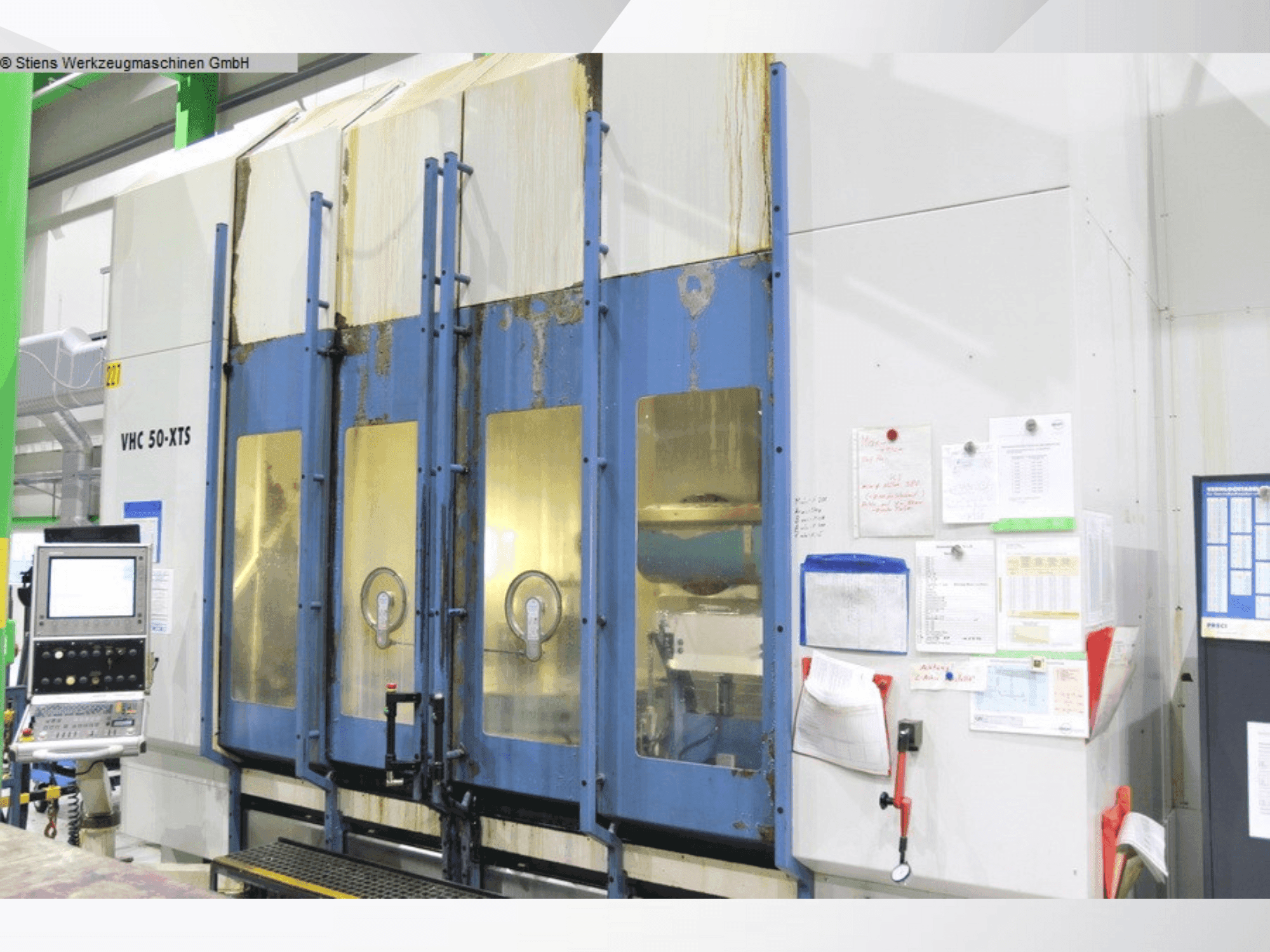 Vista frontal de la máquina AXA VHC 50 - XTS 2000