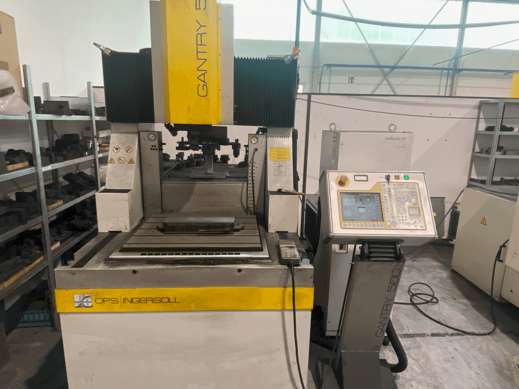 Vista frontal de la máquina OPS INGERSOLL Gantry 500