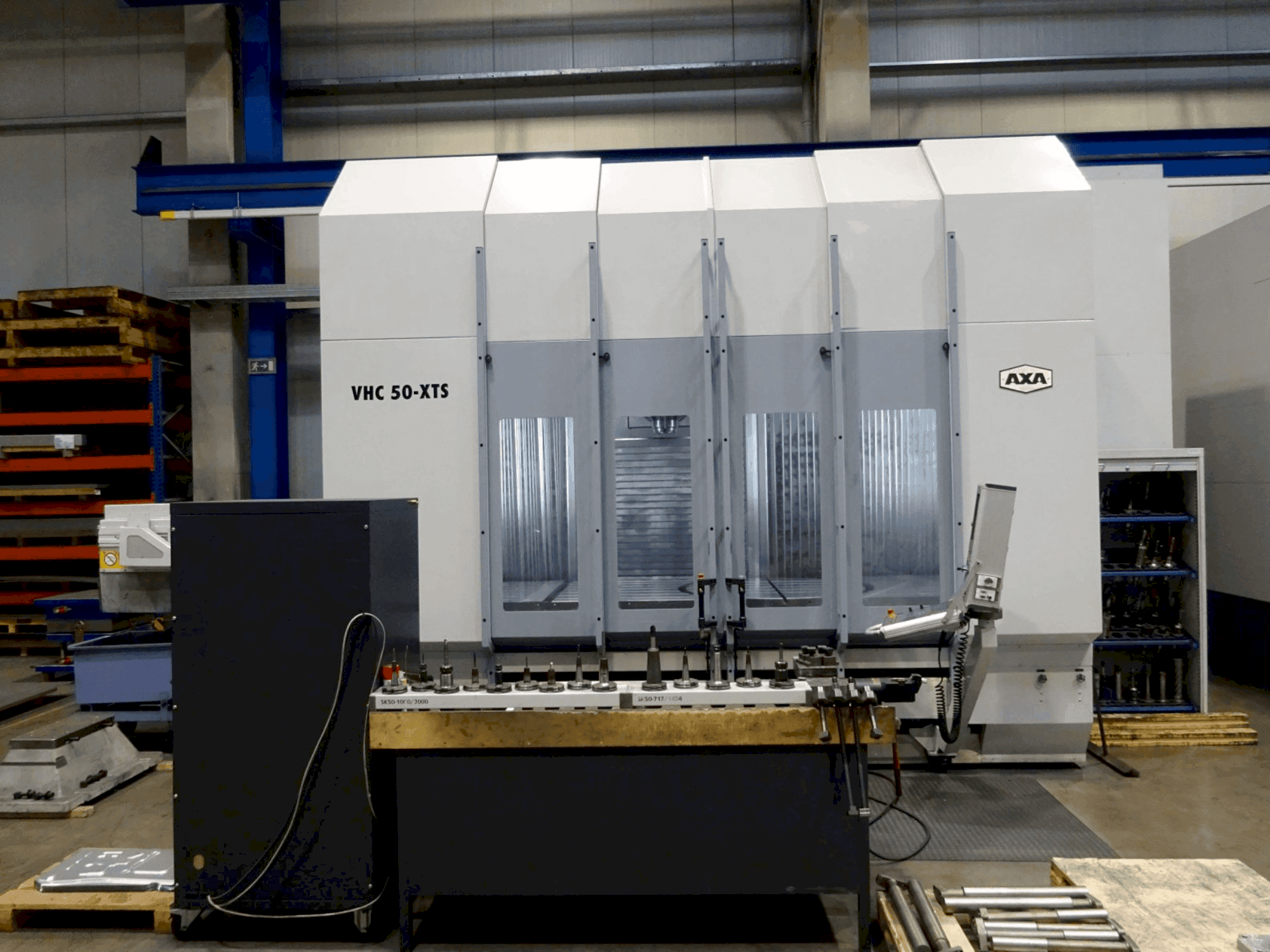 Vista frontal de la máquina AXA VHC 50-XTS