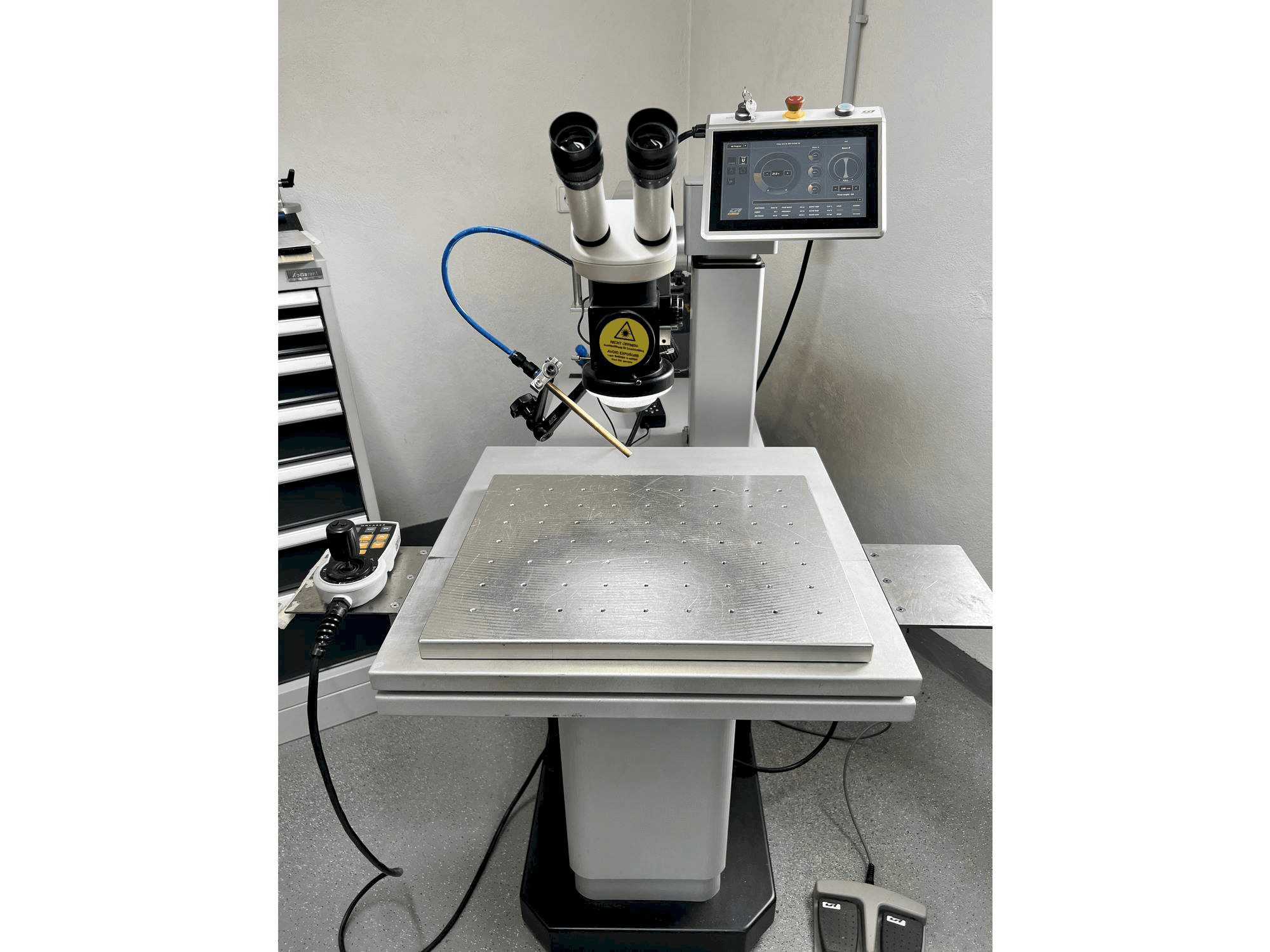 Vista frontal de la máquina ORLaser LRS EVO 160W