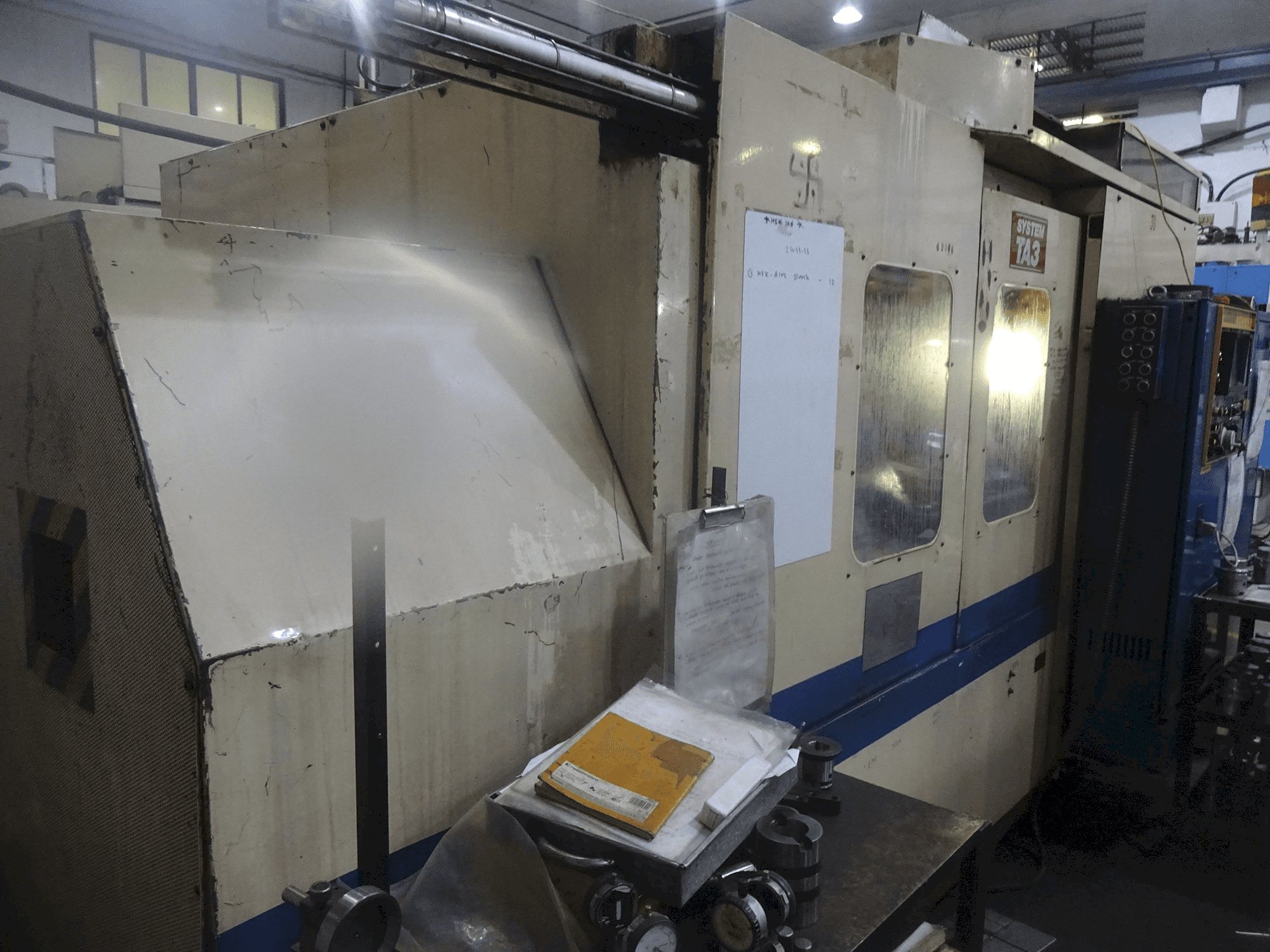 Vista frontal de la máquina TSUGAMI TA 3