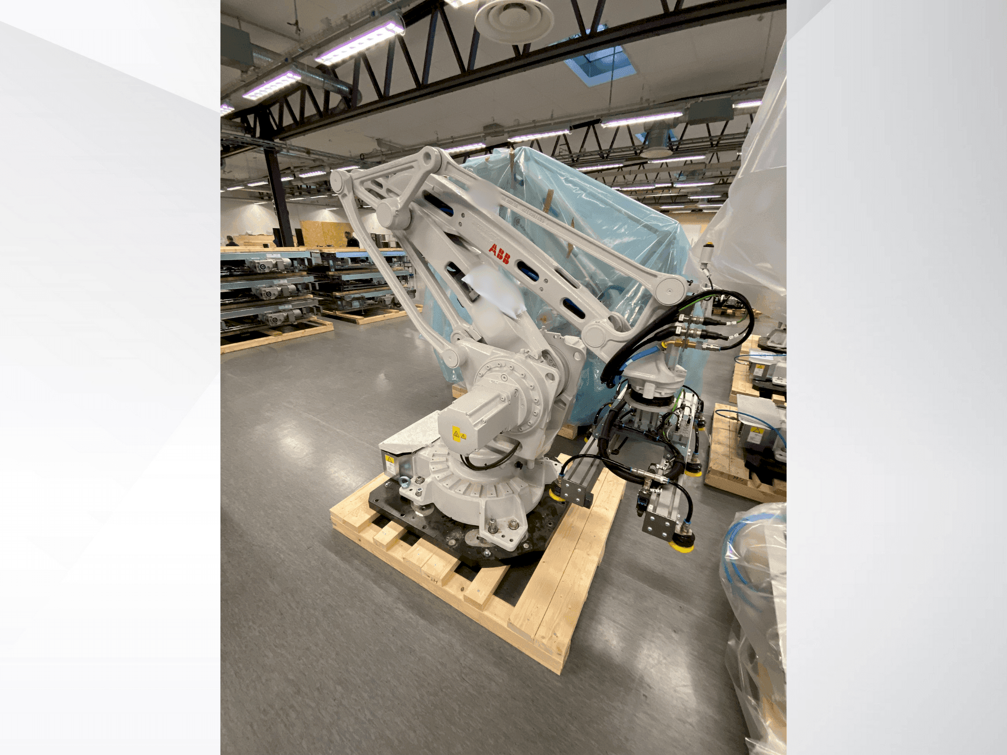 Vista frontal de la máquina ABB IRB 460-110/2.4