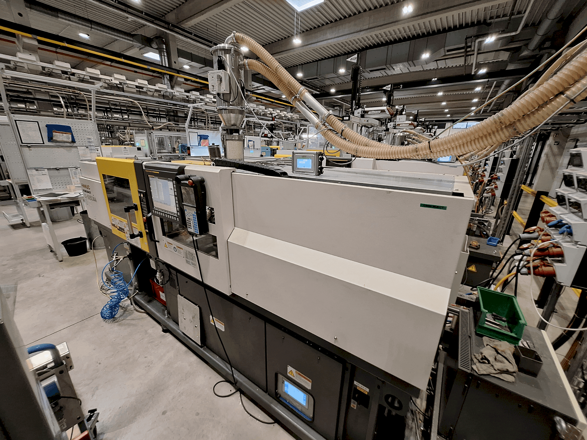 Vista frontal de la máquina FANUC Roboshot S50iA