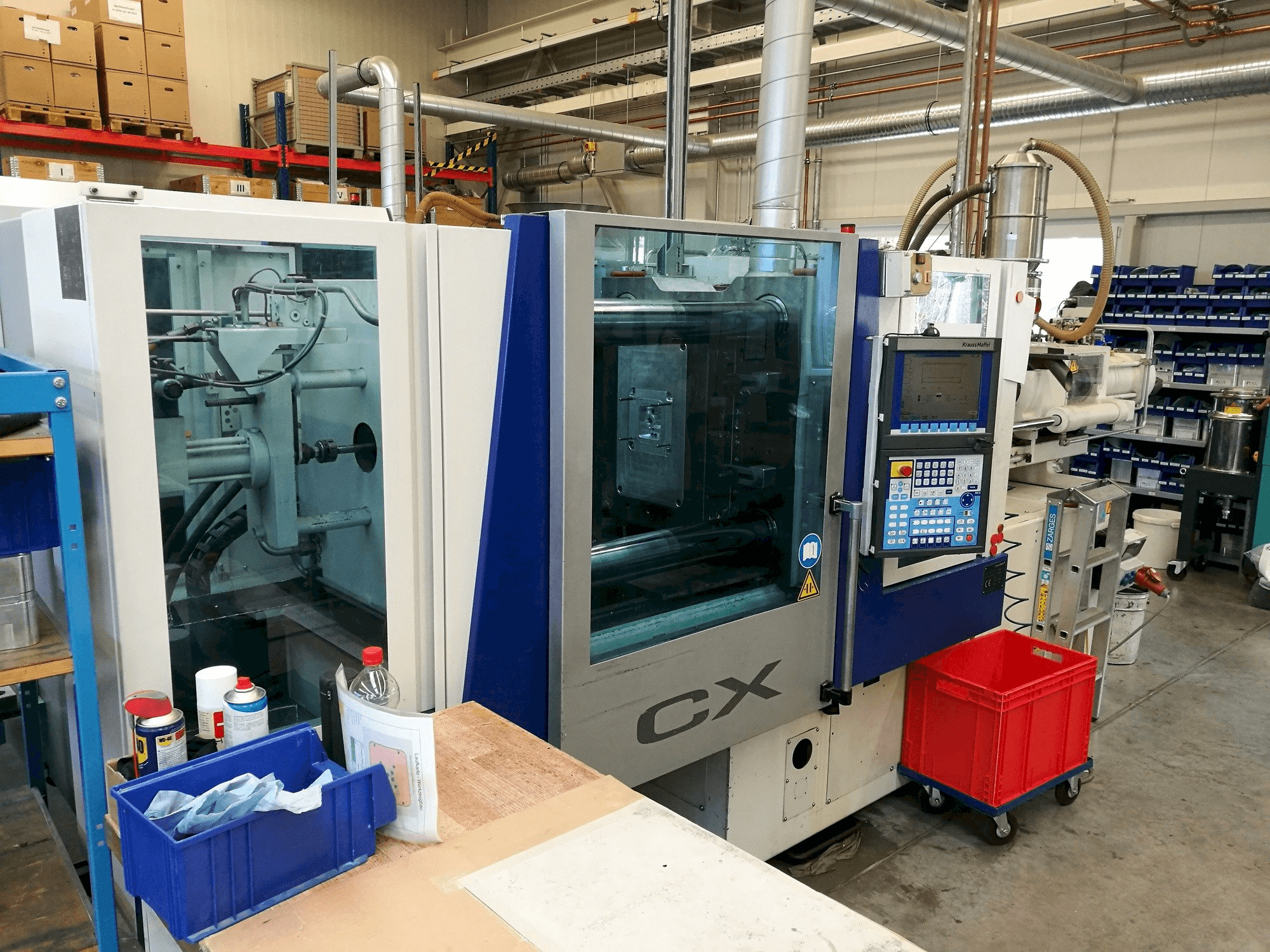 Vista frontal de la máquina Krauss Maffei 160-1000 CX